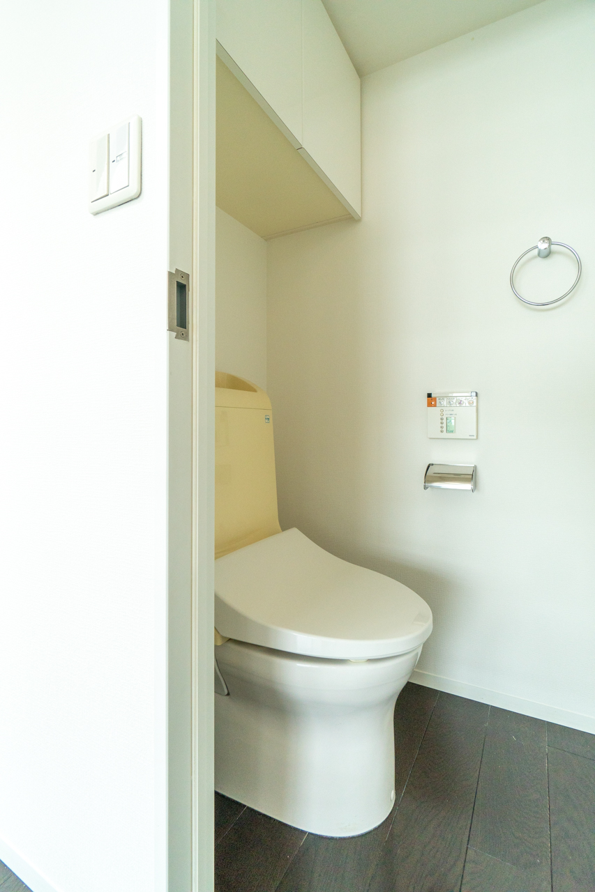 トイレは各フロアに1箇所ずつ