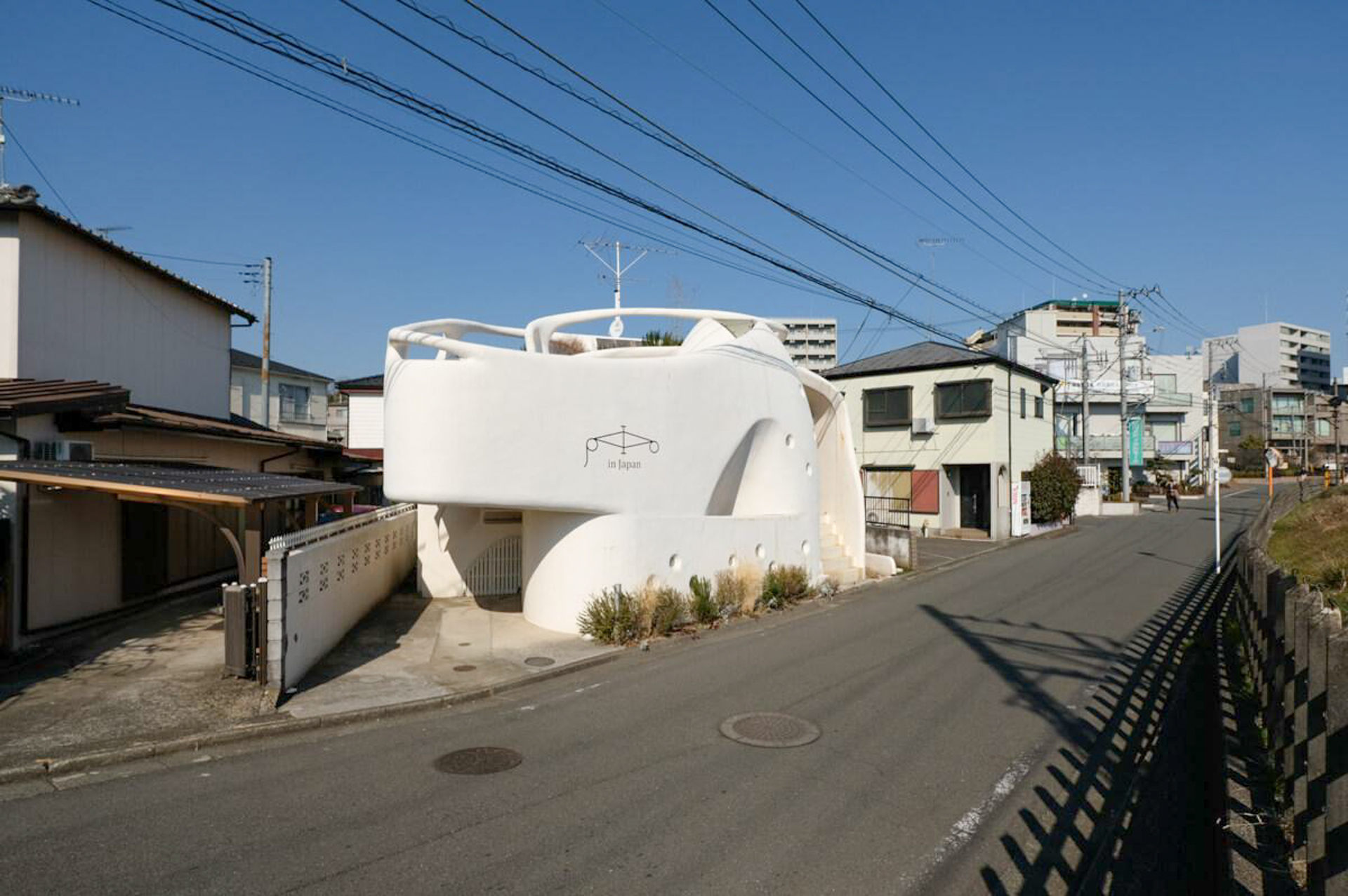 小田急線の車窓から見たことがある方も多いかもしれません