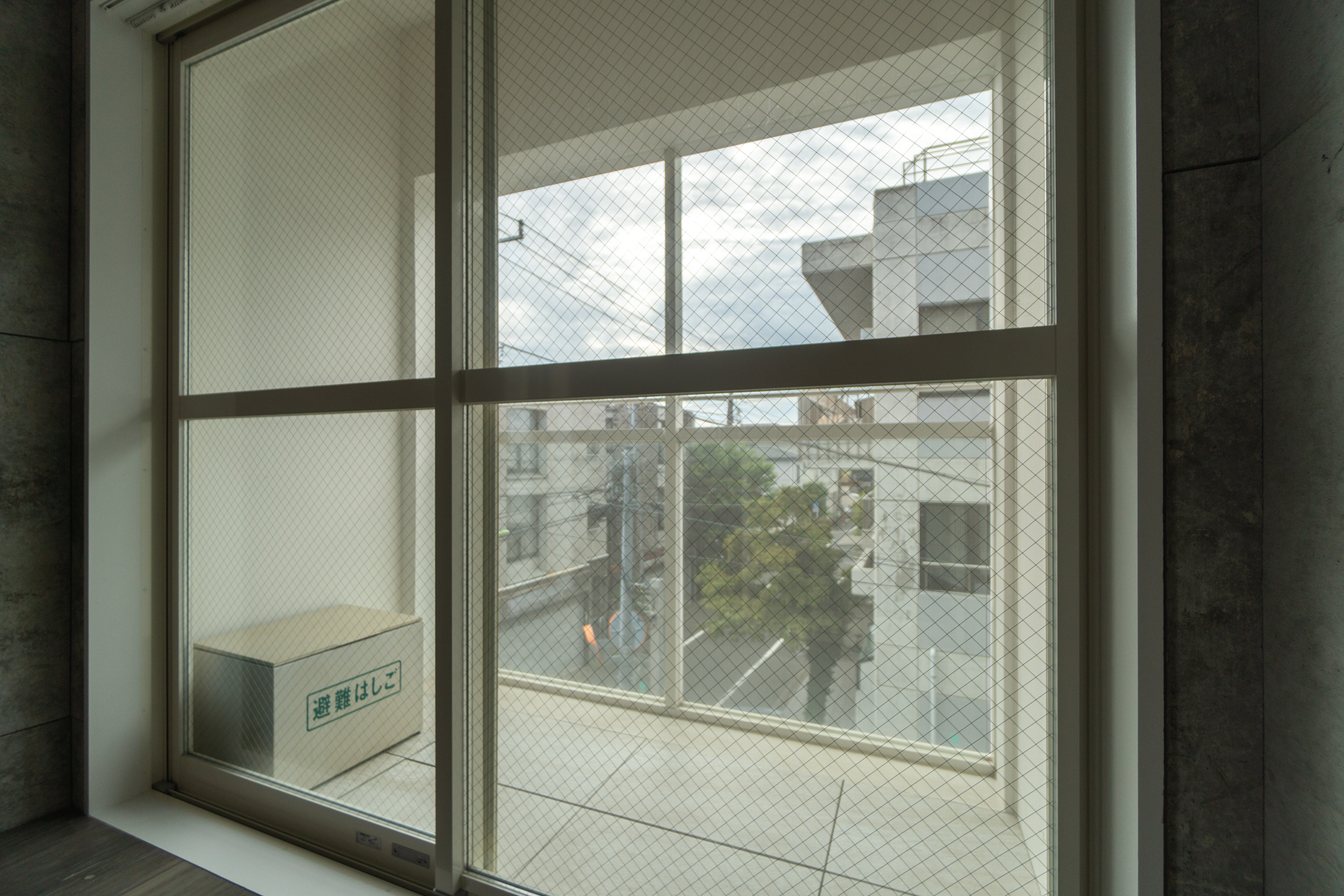 屋根付バルコニー