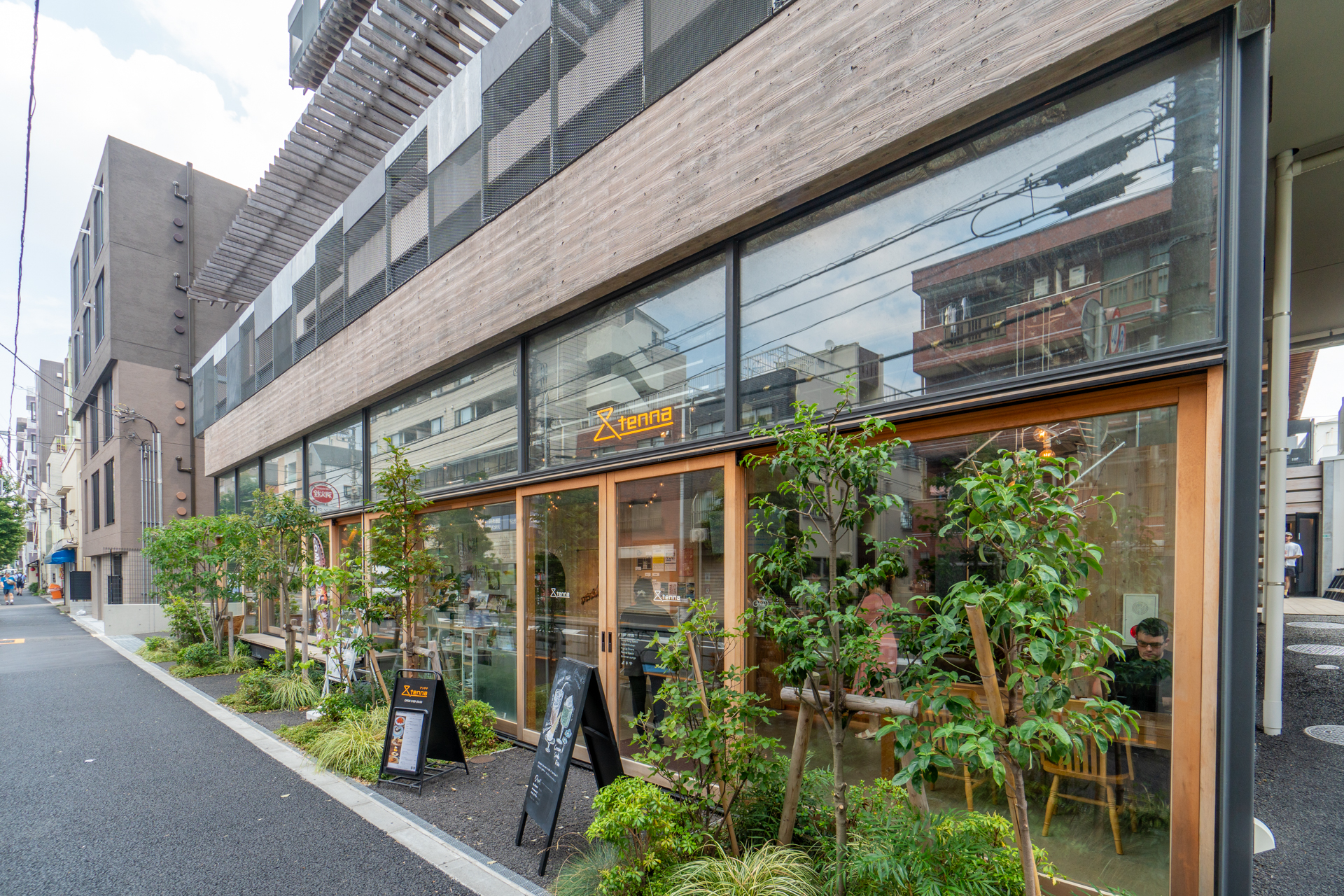 1階はカフェ