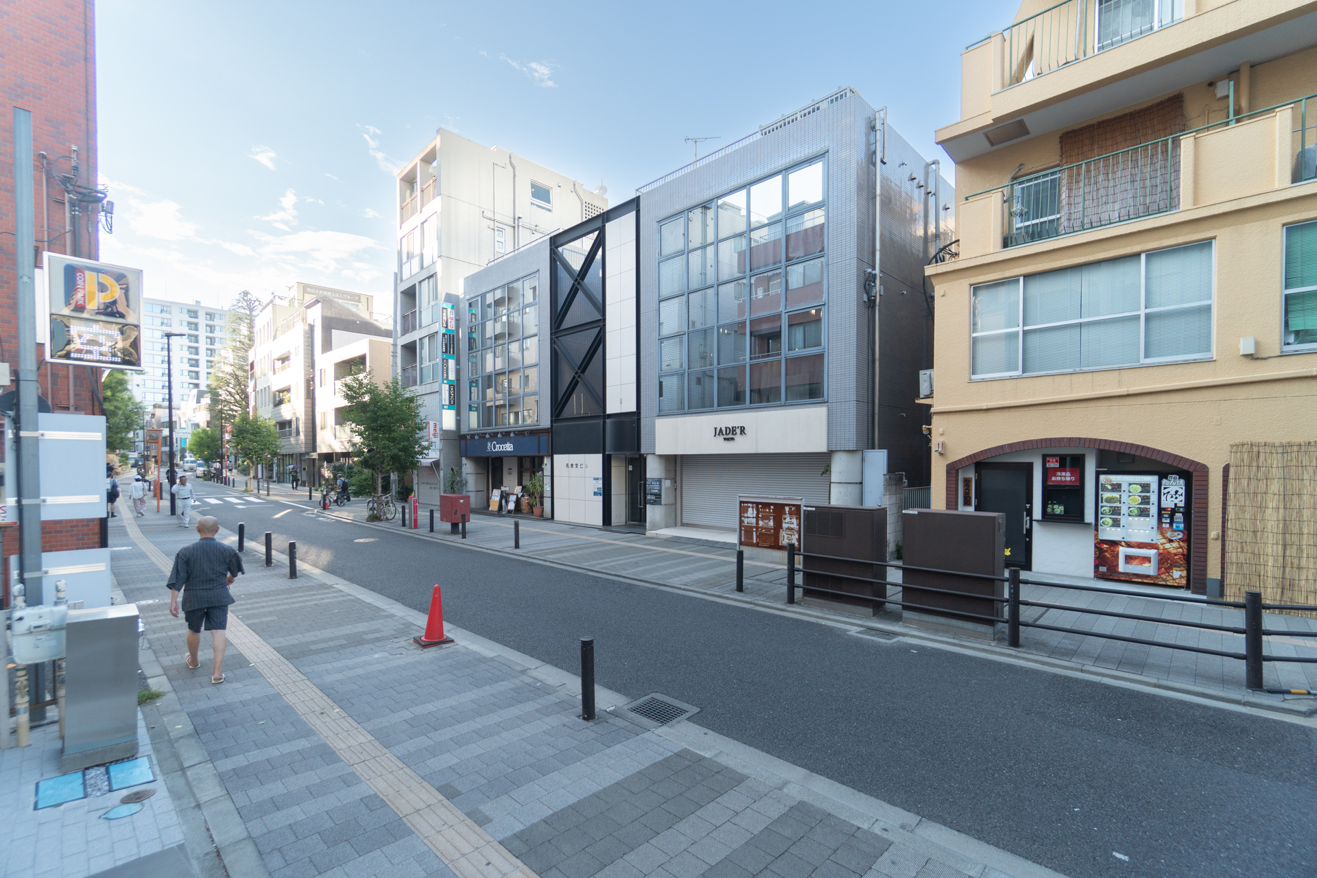 この地下にあの大空間！というギャップ