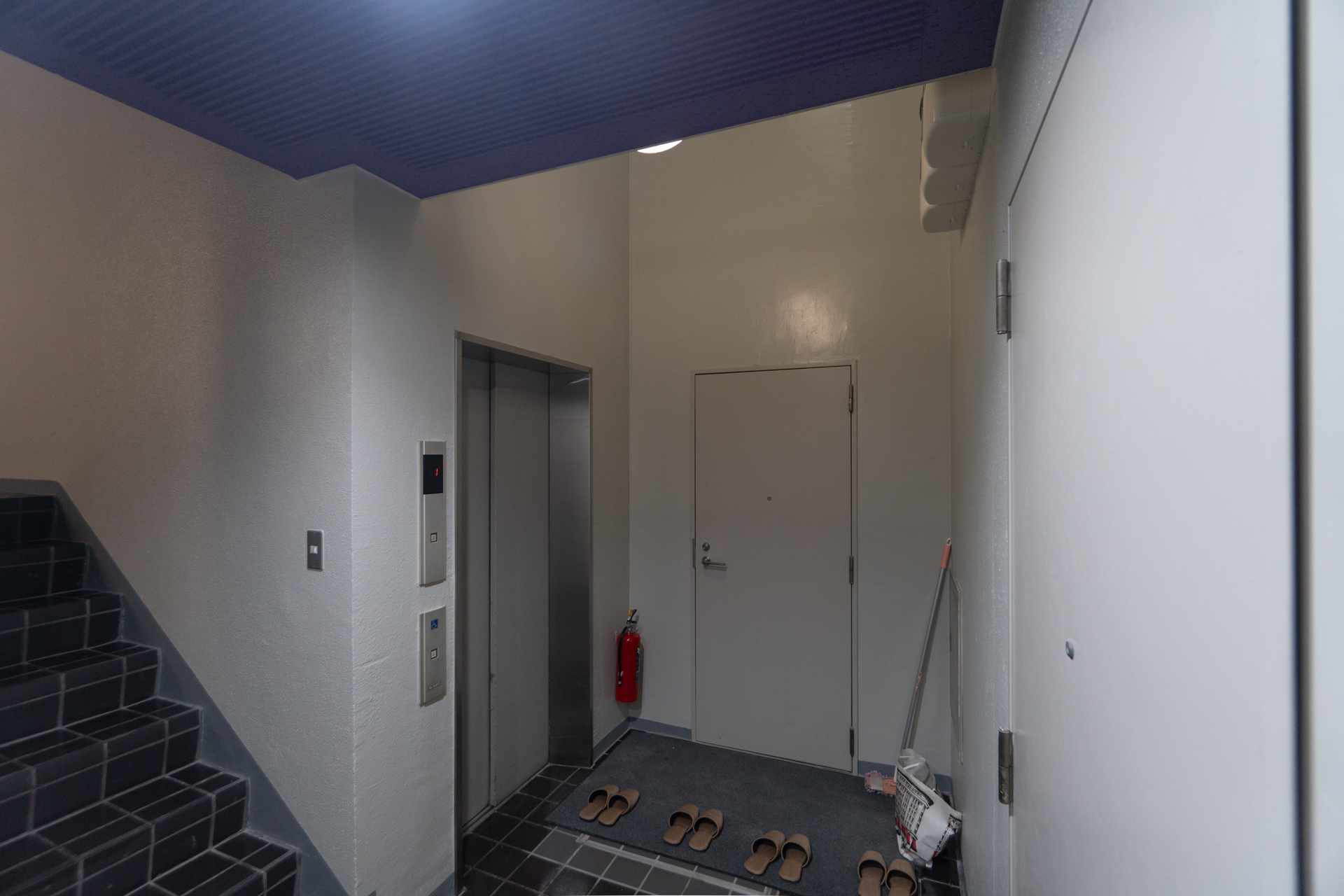 エレベーターホール