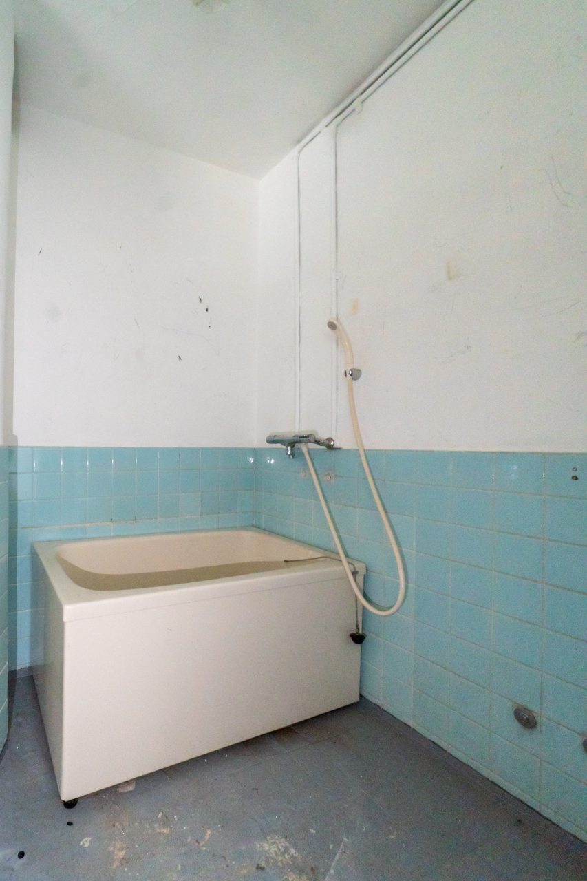 浴槽もある（310号室）