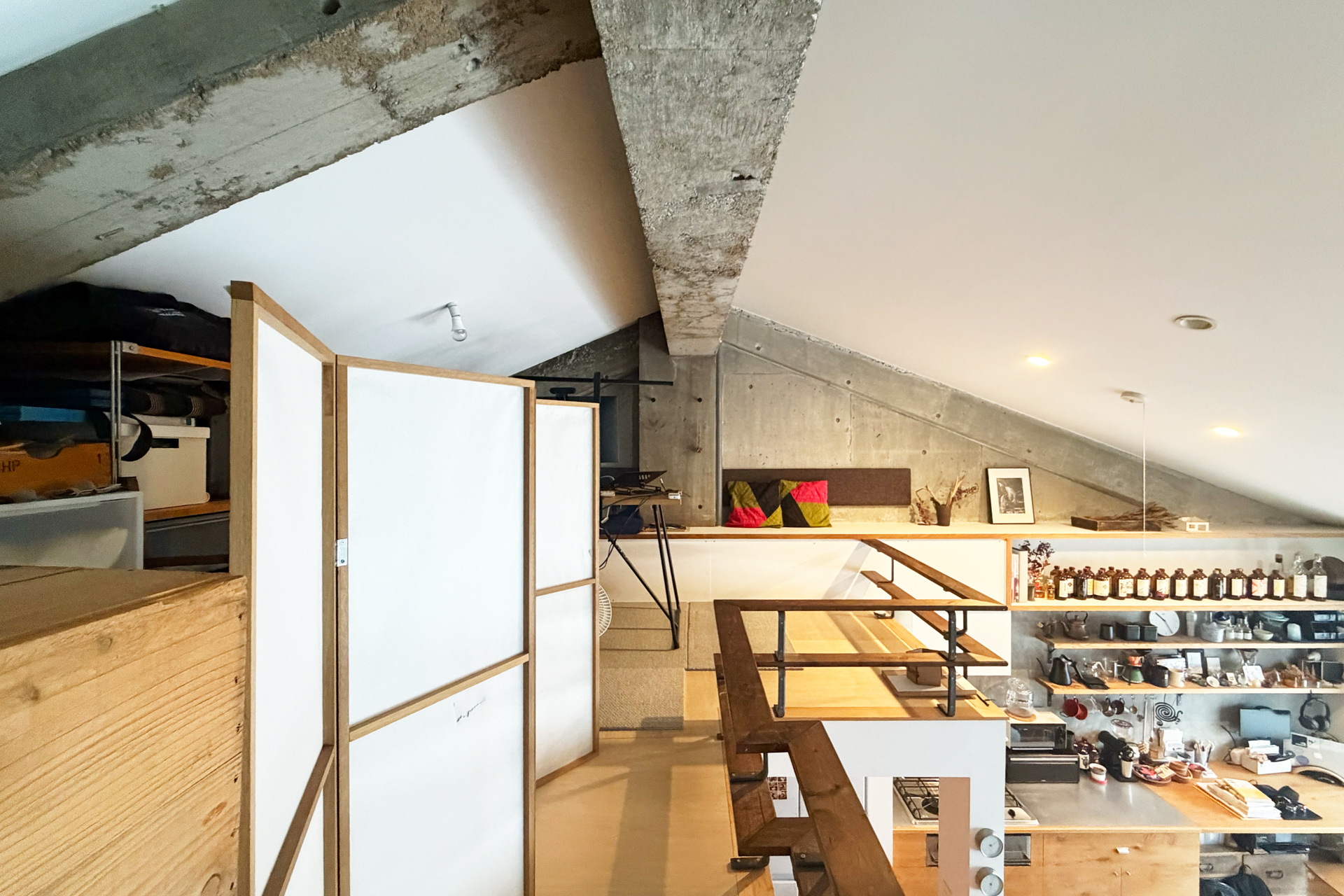 ロフト部分も居室のように使えます