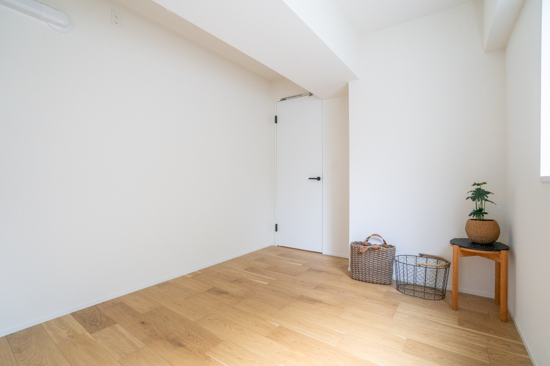 5,3畳の洋室は梁もしっかり