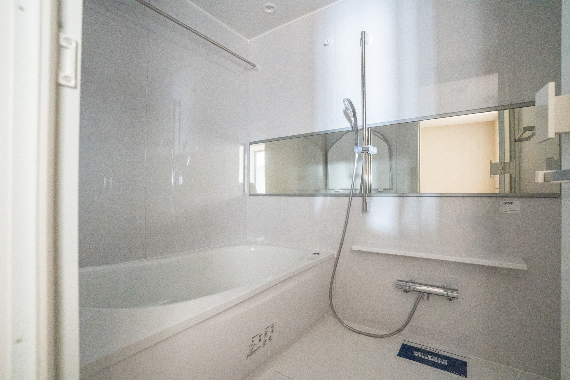 お風呂も良い広さ