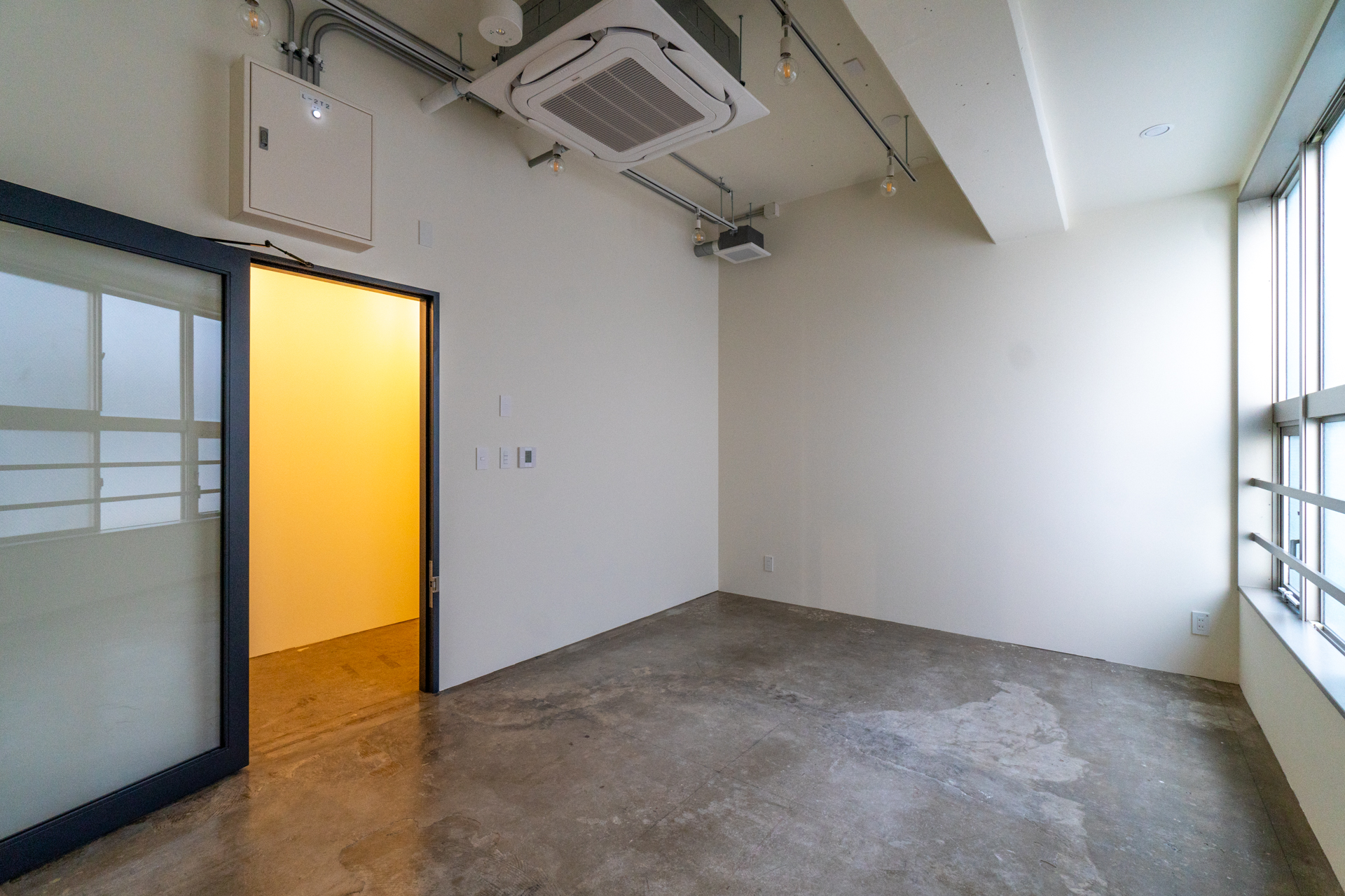 職場環境改革！〜オフィス中・小〜