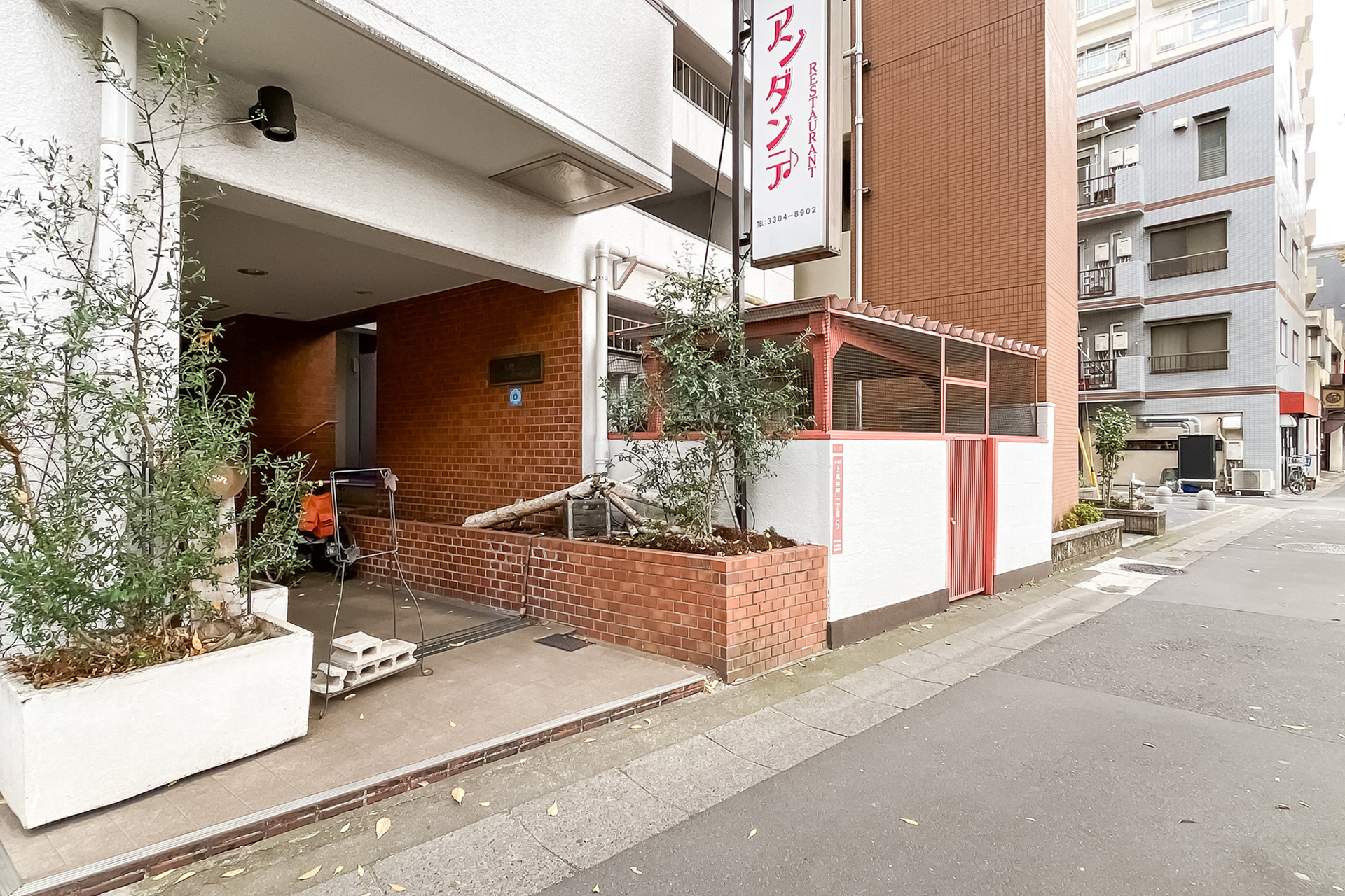 エントランスが懐かしい可愛いさ