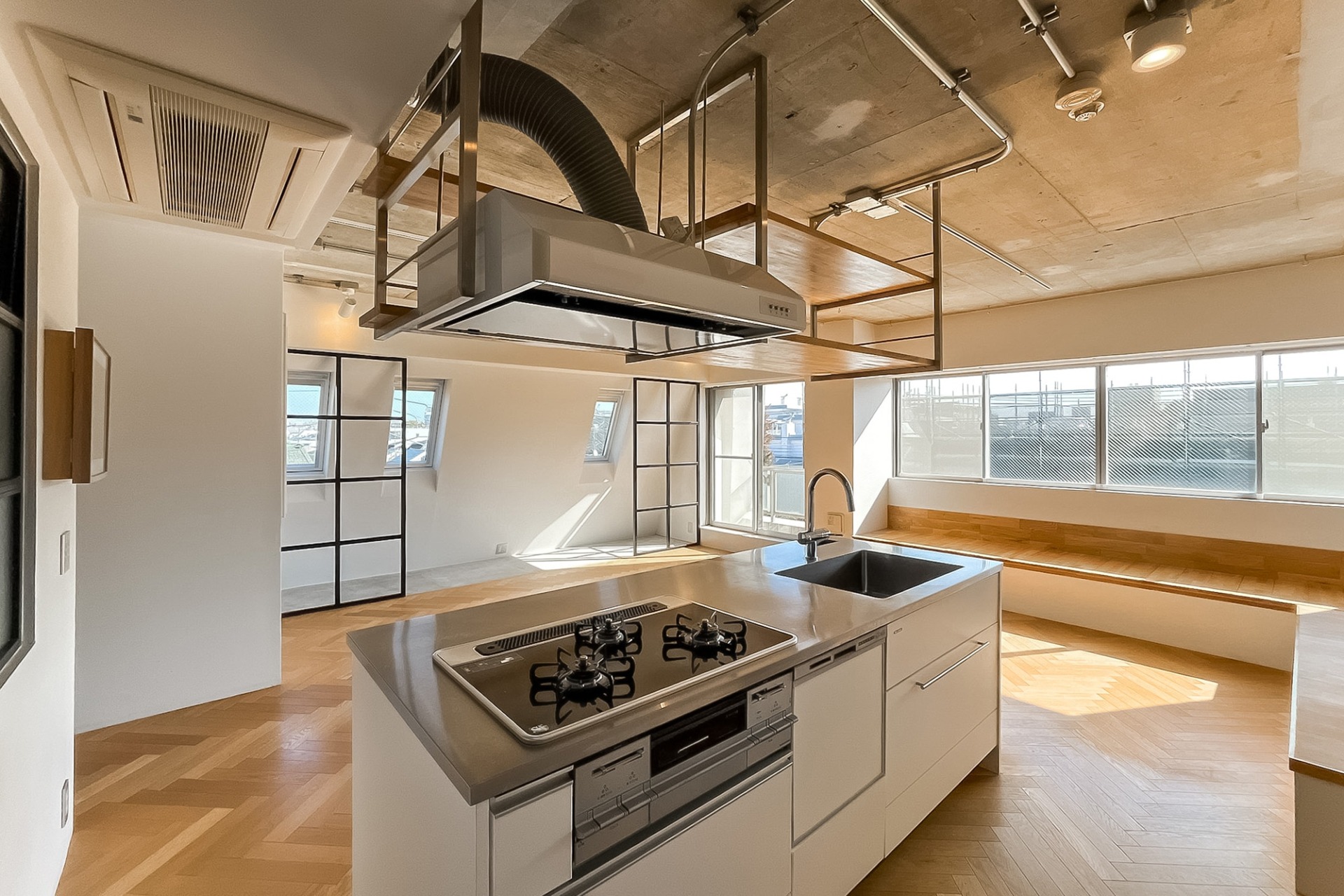 キッチンからの眺め