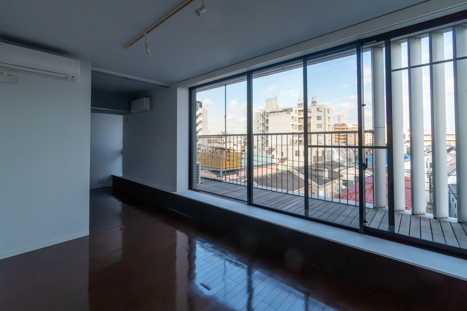 キッチン側から（425号室）