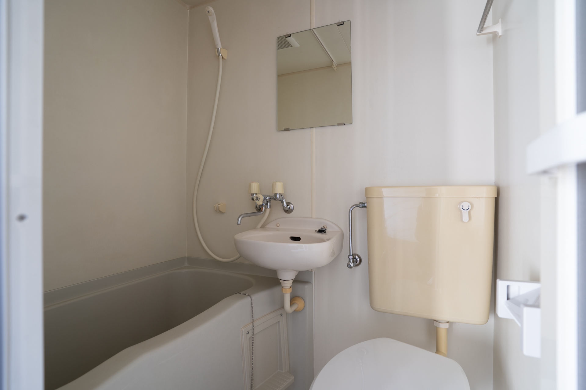 トイレはユニットバス形式