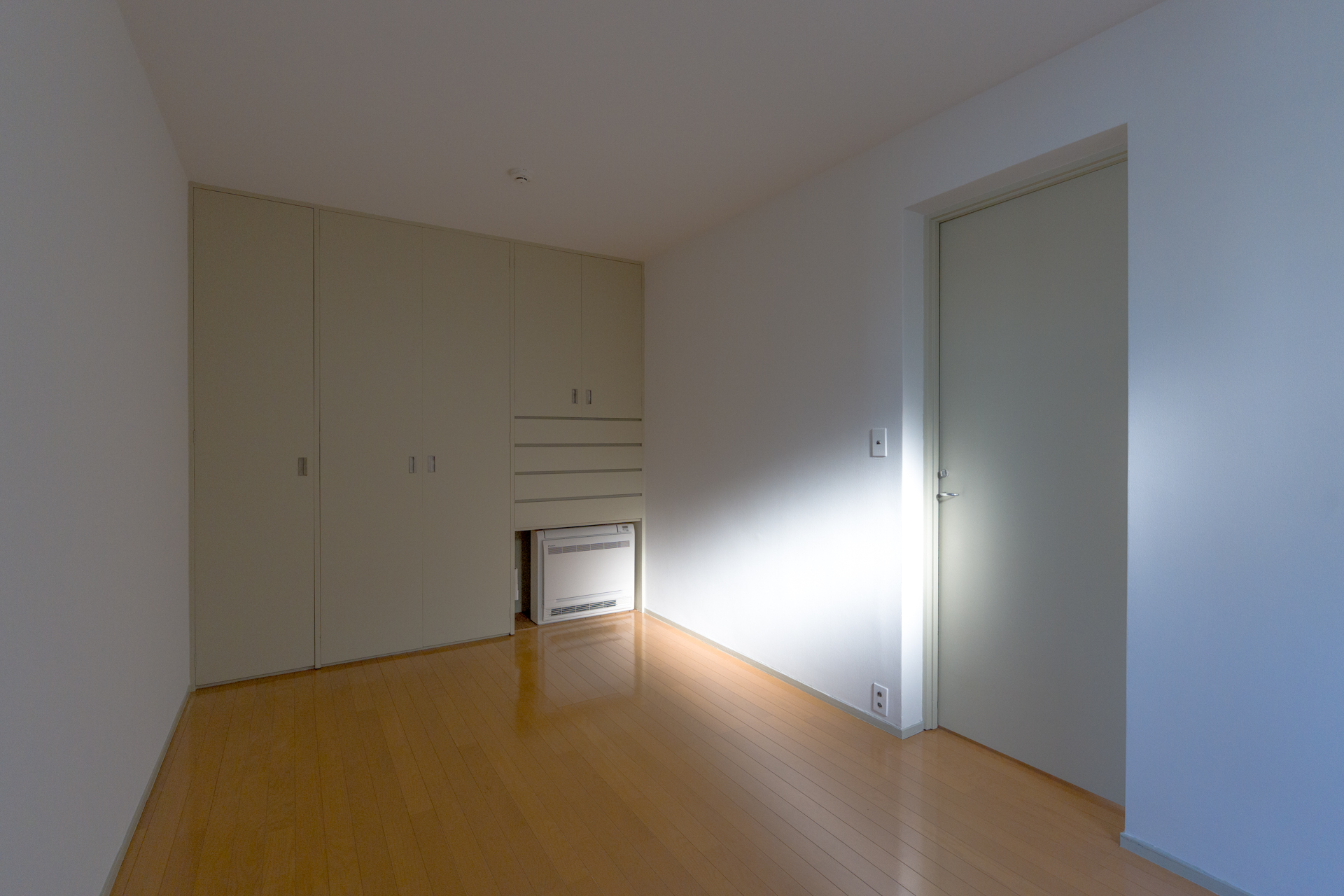 ベットを置いても十分の余白