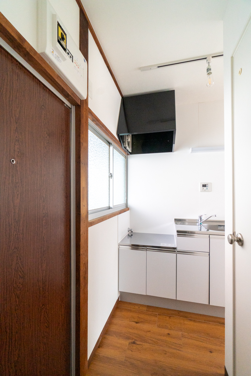 キッチン隣に窓があるのもうれしい