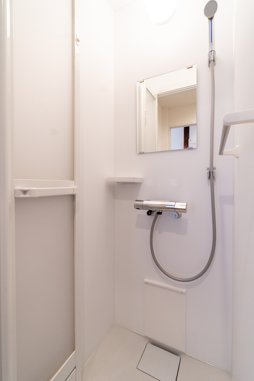 シャワールーム