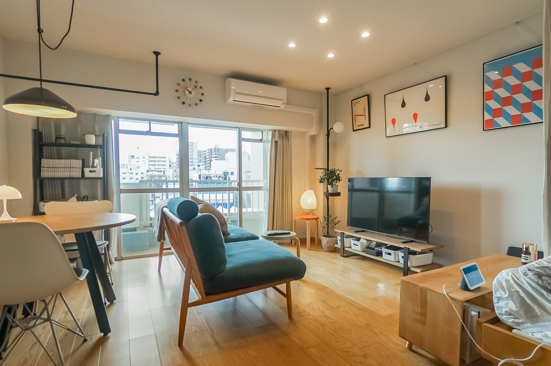 コンパクトながらLDKと寝室の機能が1Rに