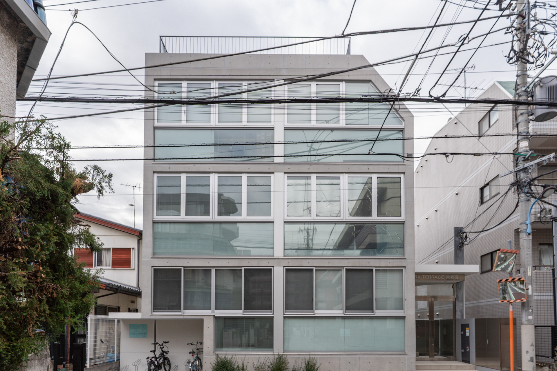 モダンデザインの外観