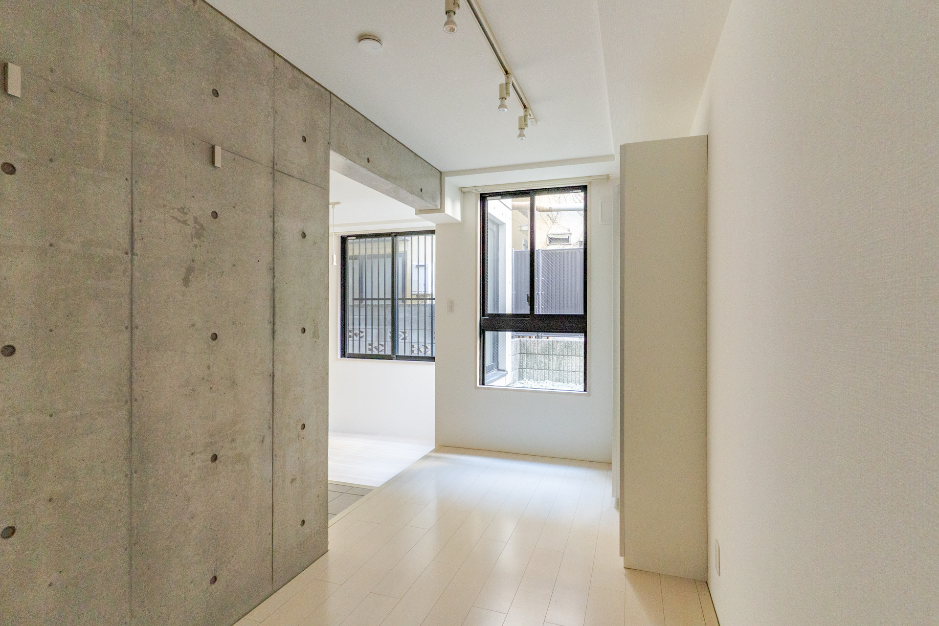 寝室も光が差し込む