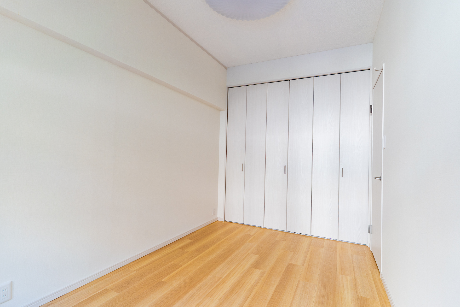 ベットを置いても余裕あり