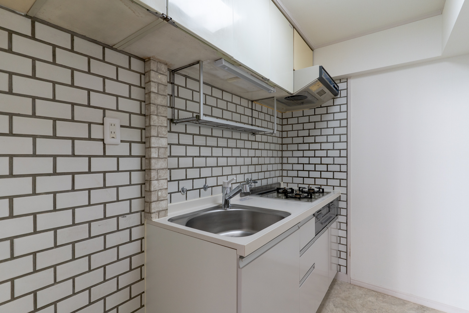 タイルのキッチン