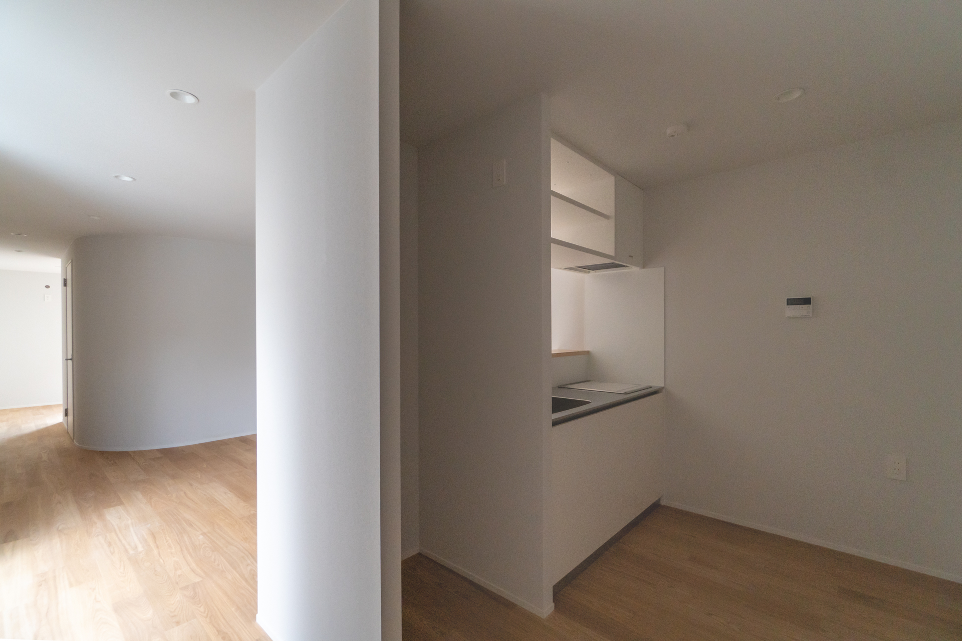 キッチンまわりは1箇所に集約（B号室）