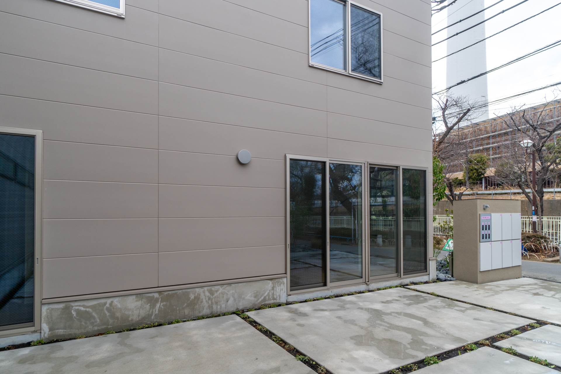 外からのアプローチがしやすいA号室