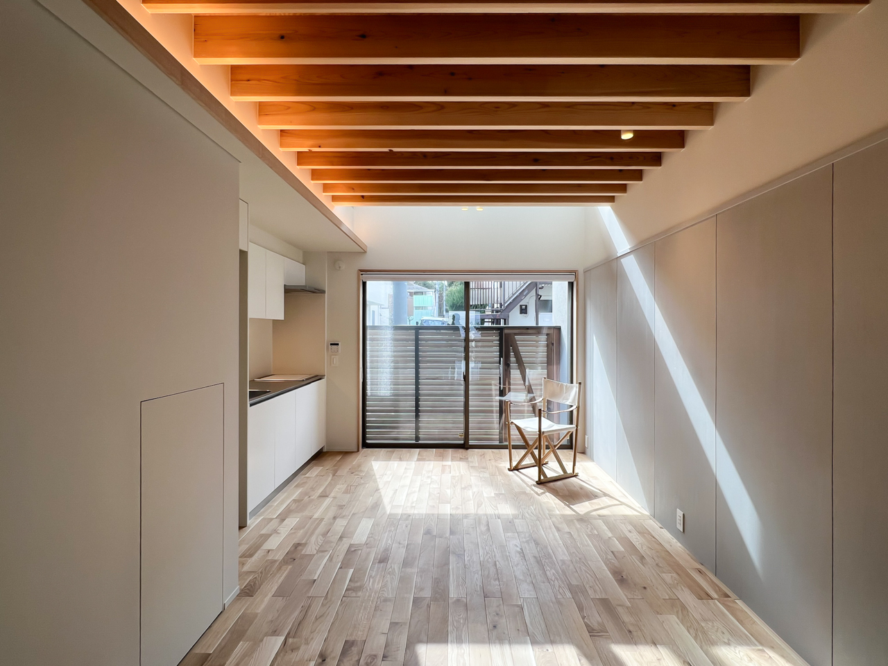 奥行きのある長屋タイプ