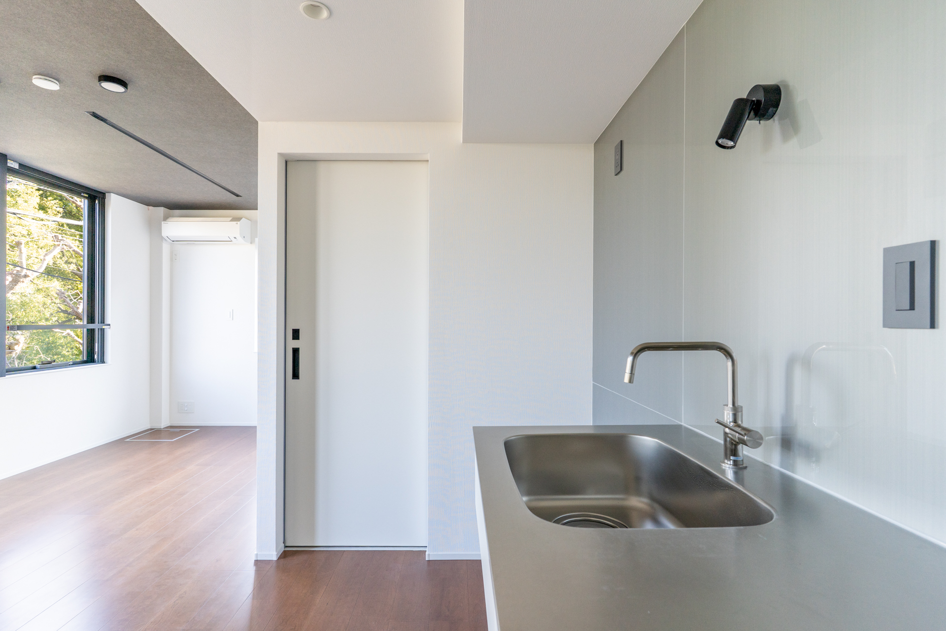 キッチンからの視点