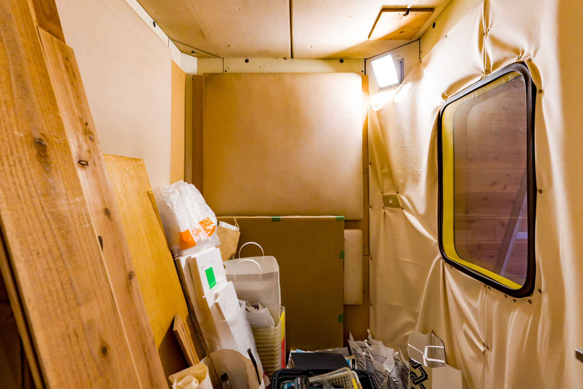 1階の防音室では楽器演奏も可能です