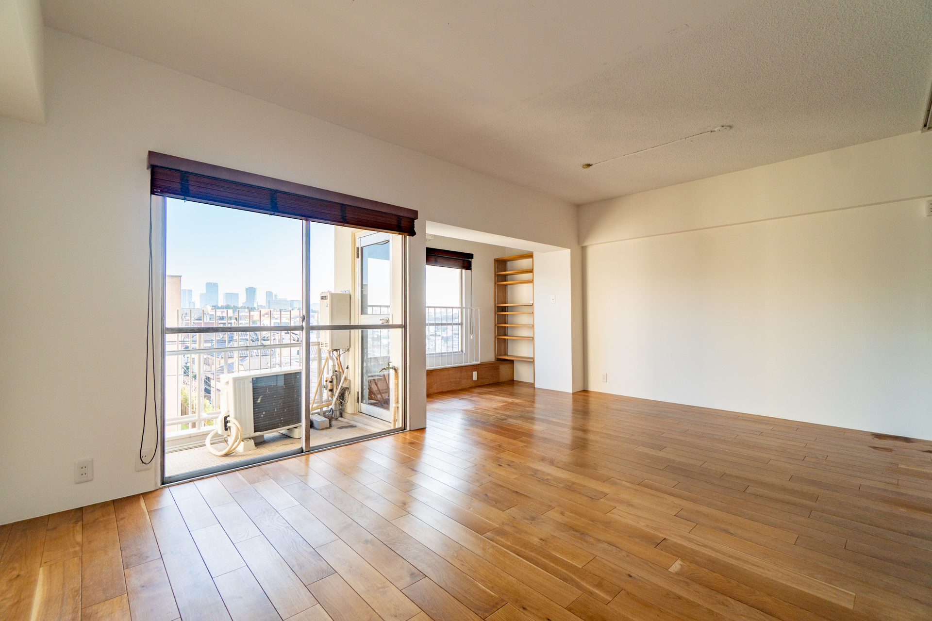 この角度だと視線の交錯は意識しないでもよさそう