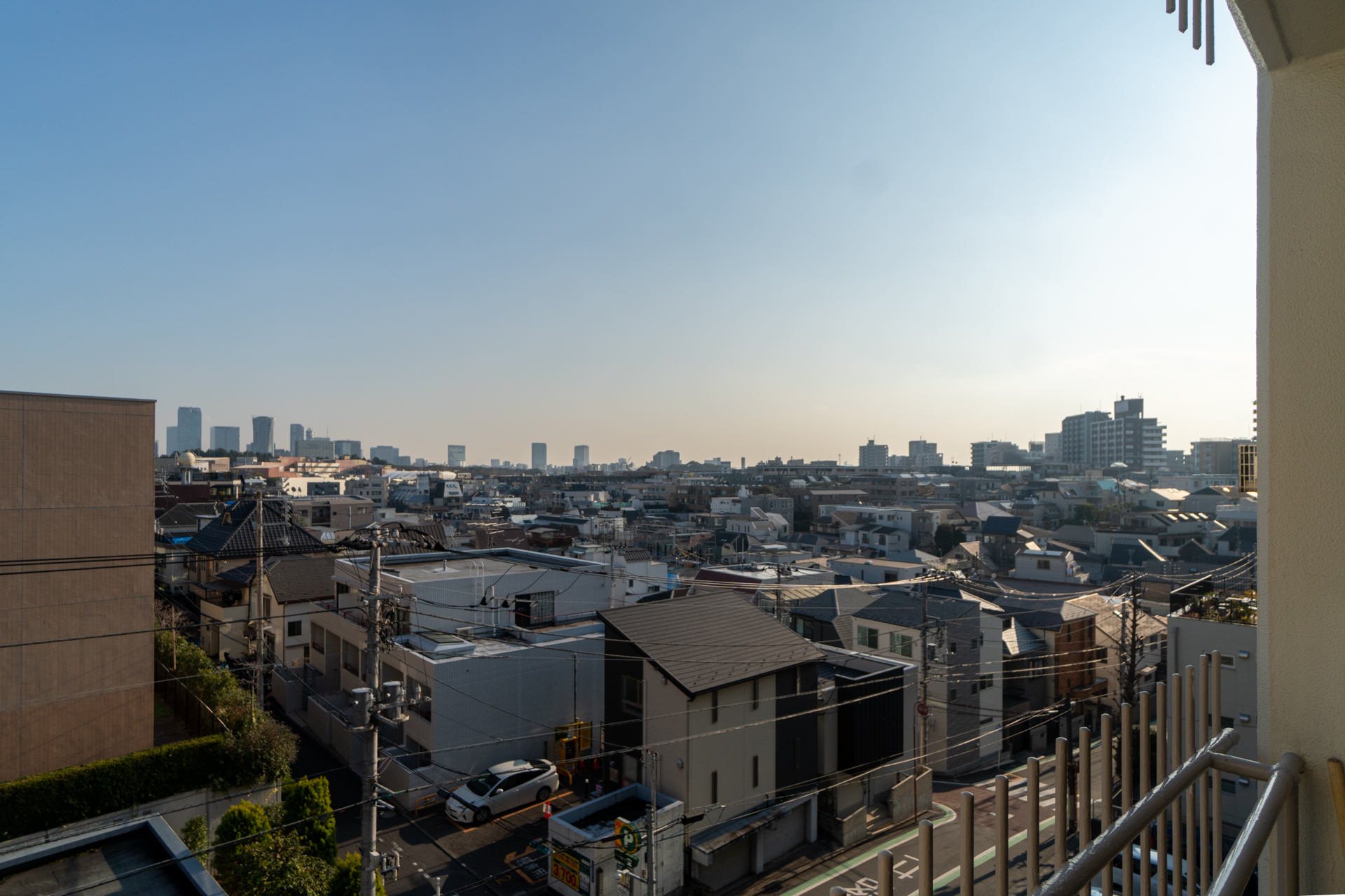 南西側の空は特に広い