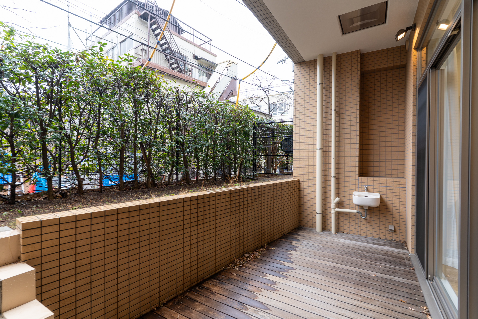 水栓付きバルコニー＆専用庭