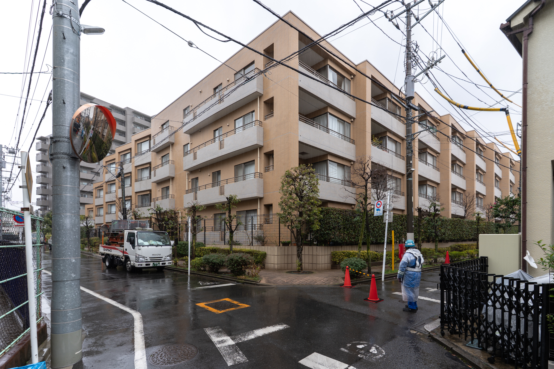 一区画を占有するマンション