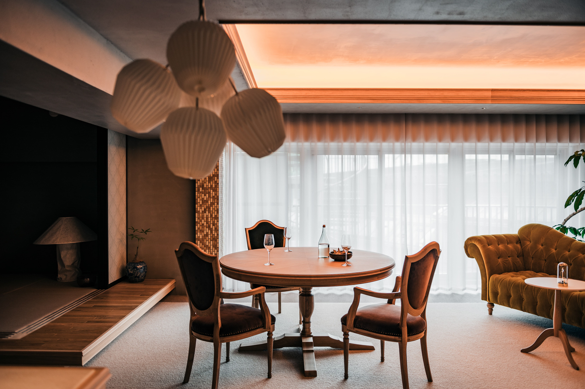 夜の雰囲気も楽しみになる照明計画