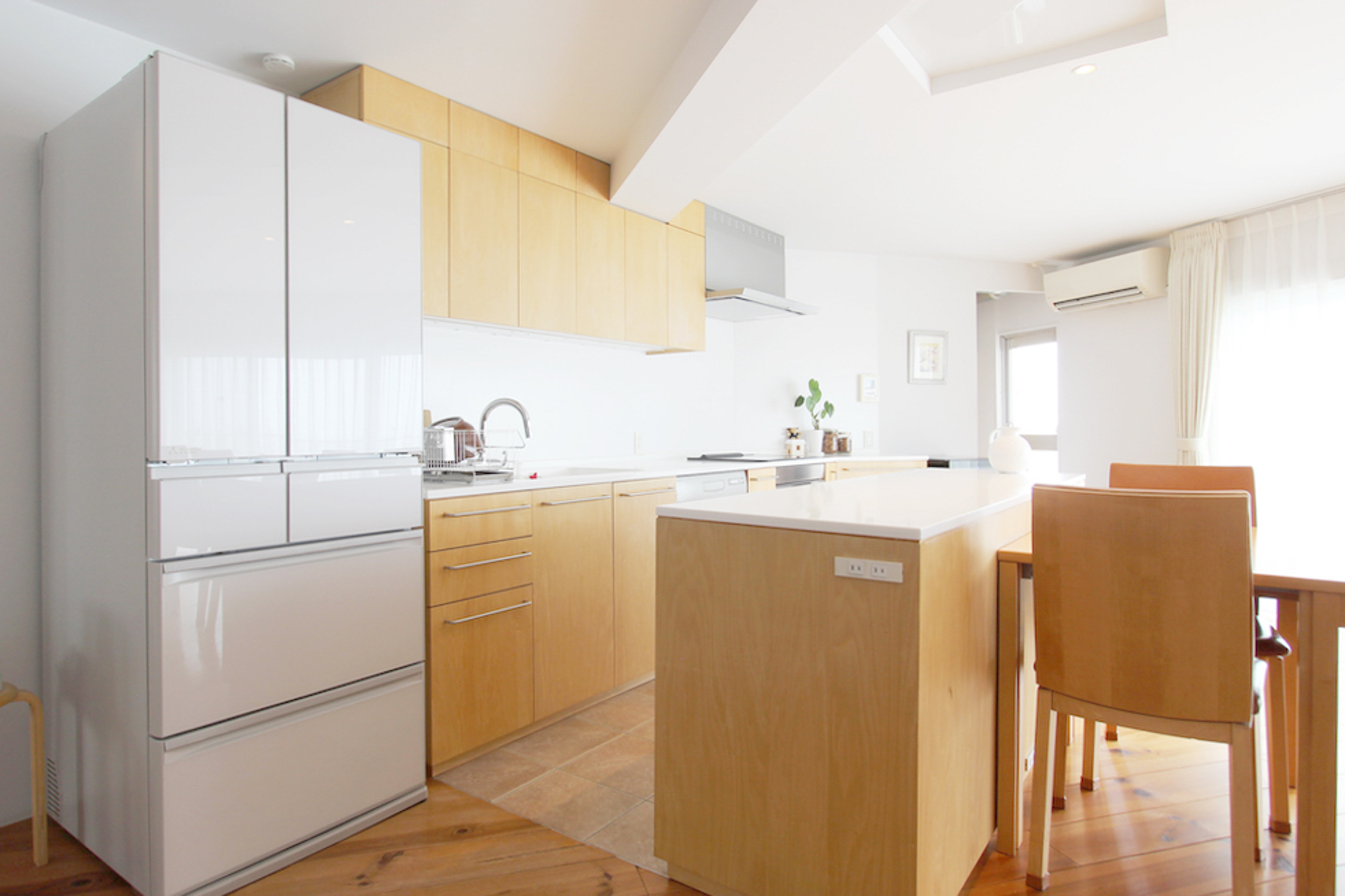 機能的なキッチンまわり