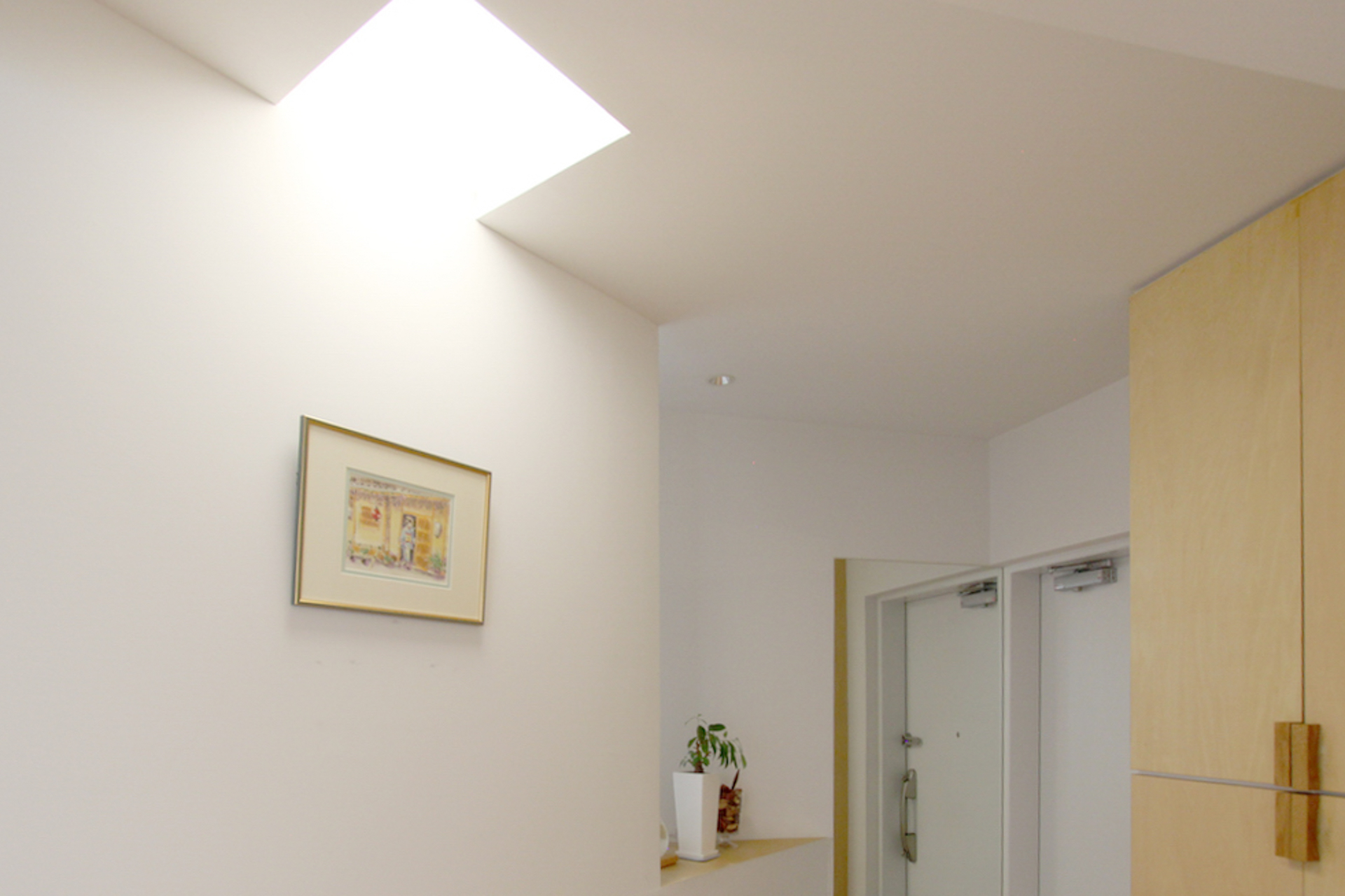 玄関にもトップライト