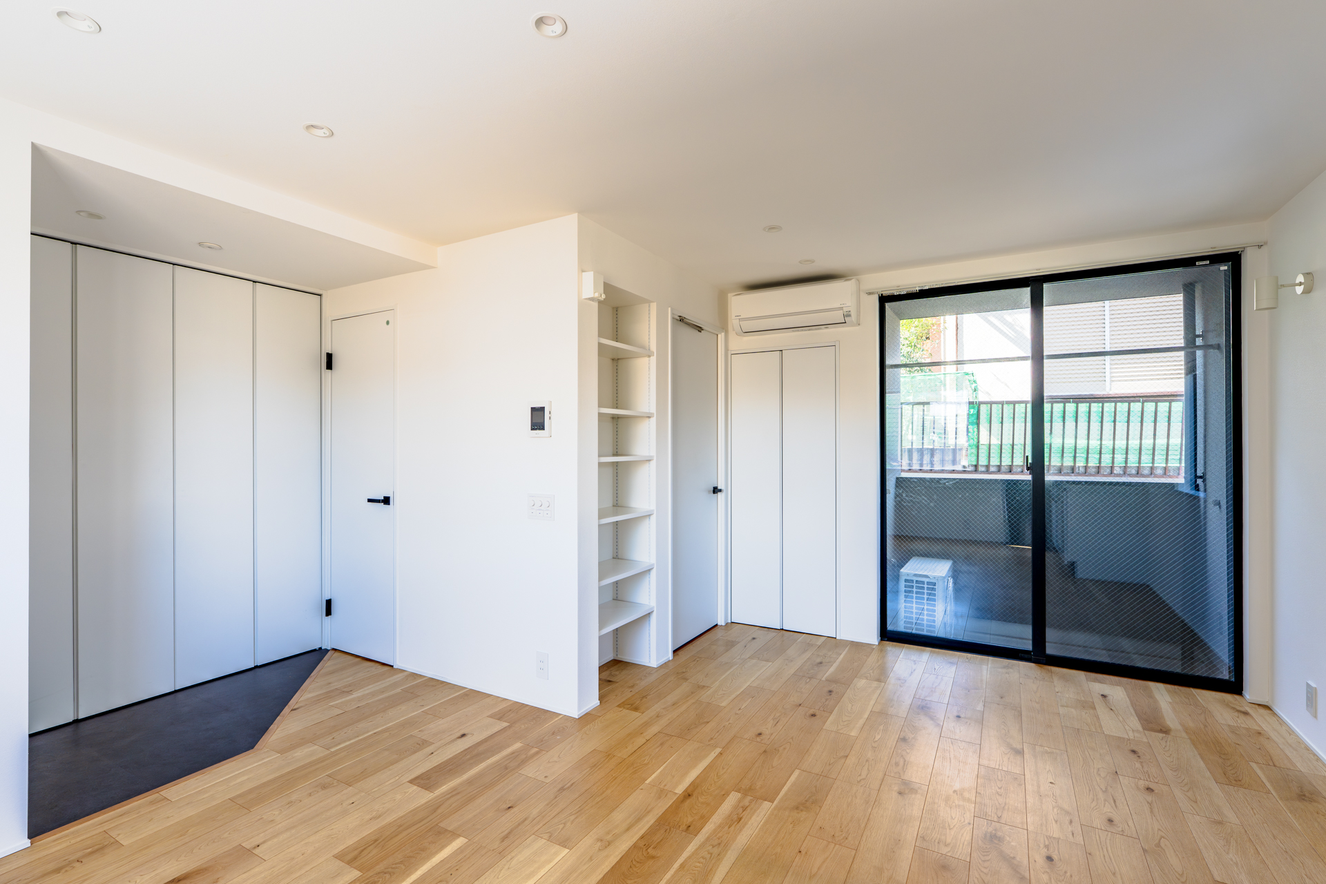 バルコニー側は通りに面していないため洗濯物を干しても気になりません