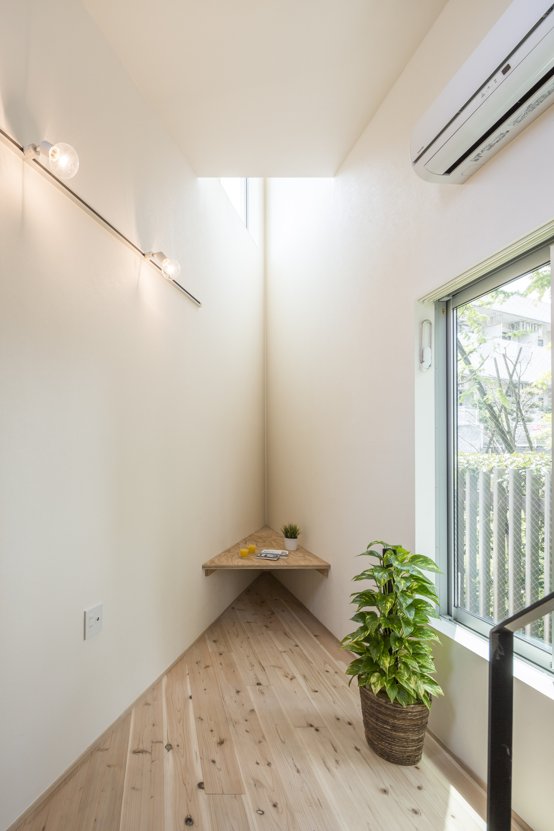 鋭角部分のボードは取り外し可能