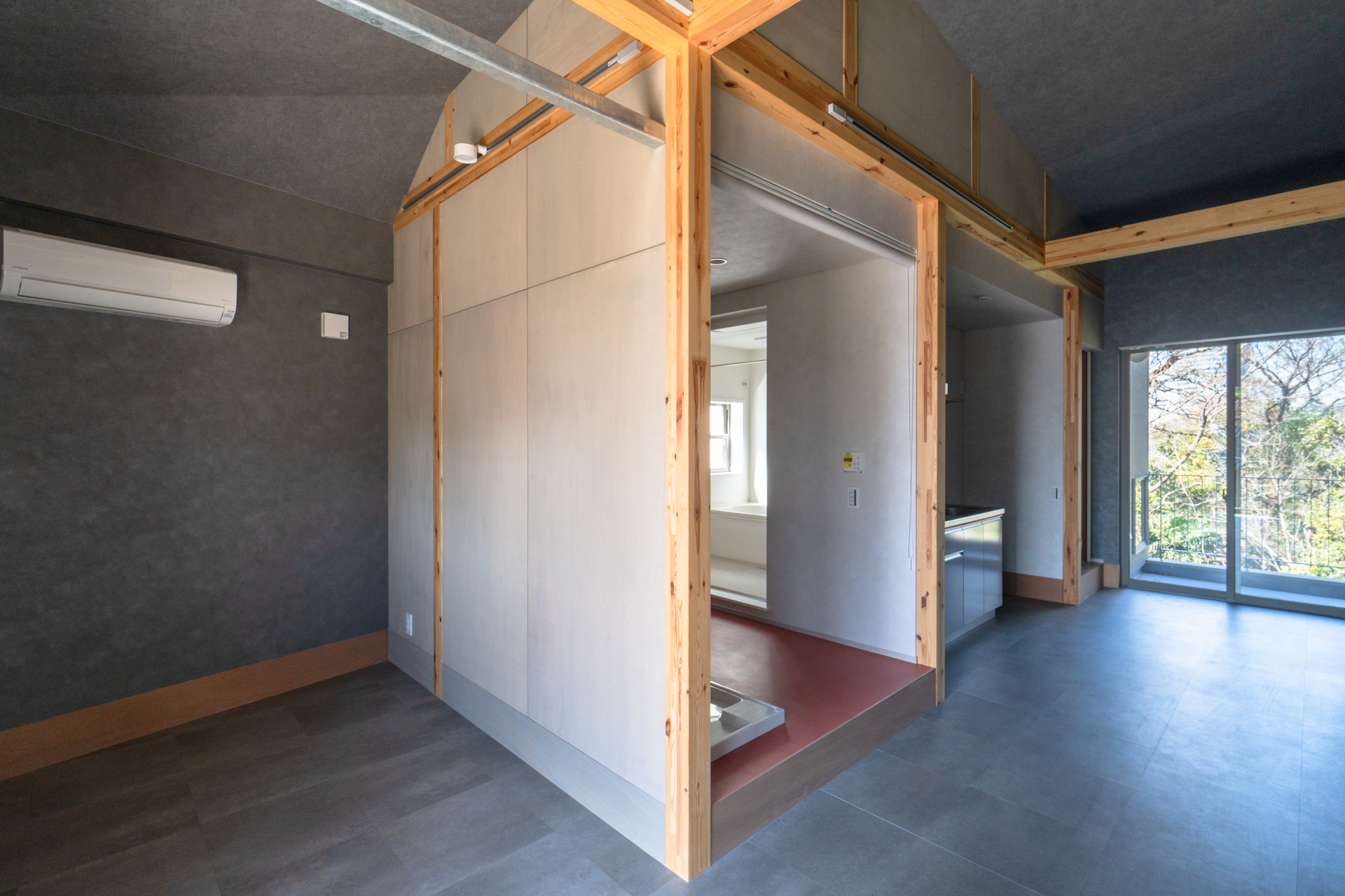 森棟の2階は+天井が高い！（M201号室）