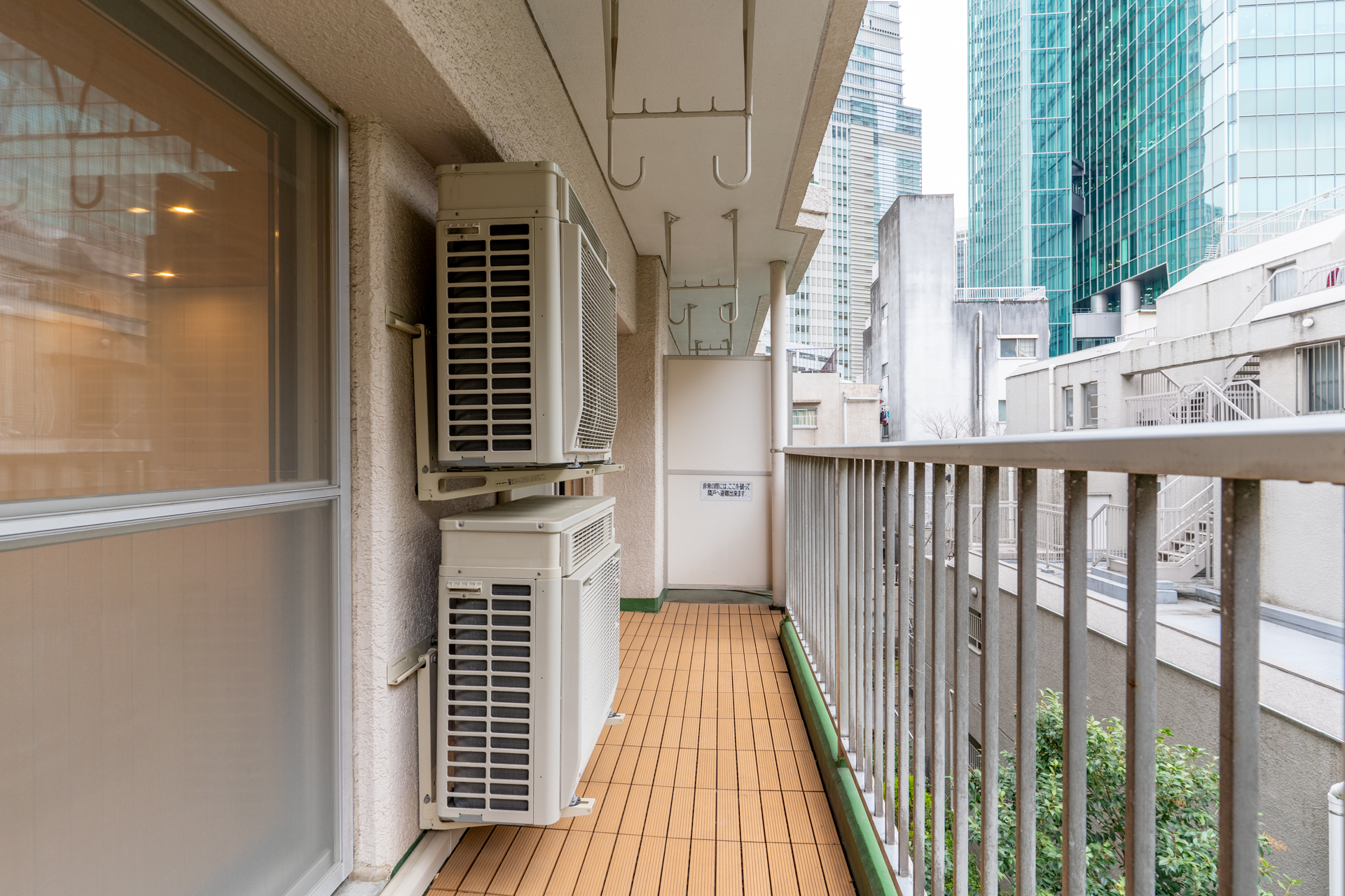 ウッドデッキバルコニー