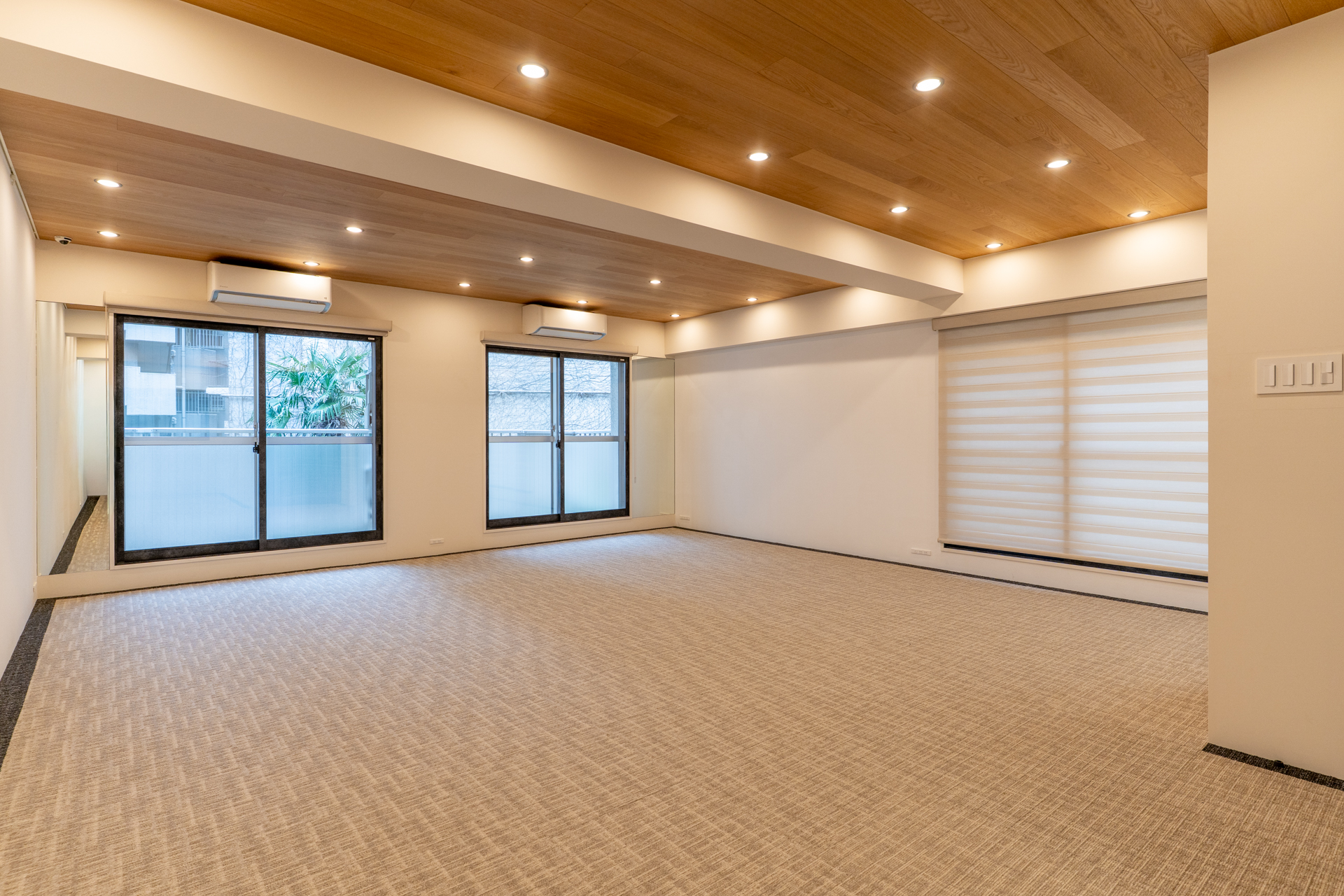 ホテルライクな空間で働く