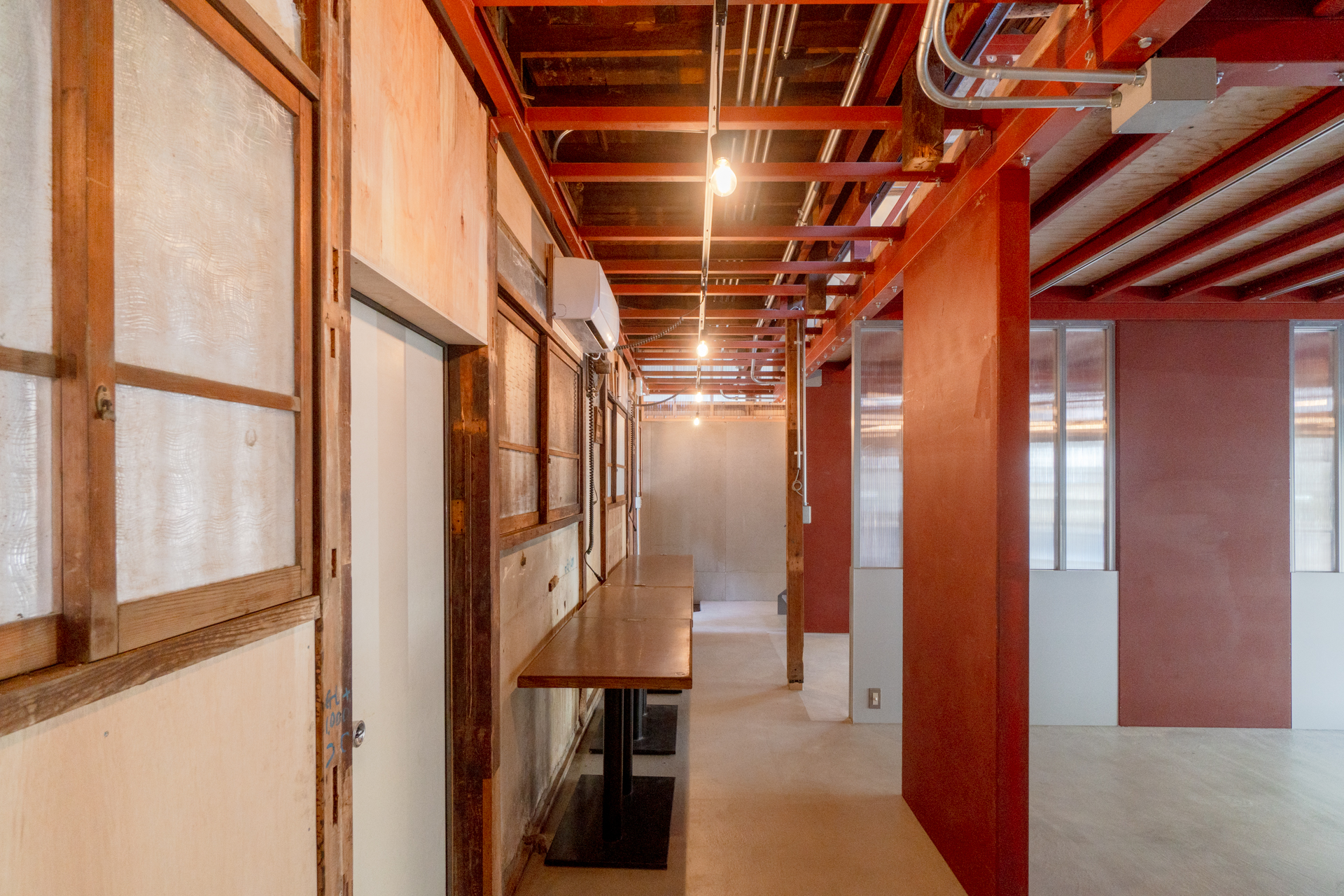 1階テナントの共有スペース