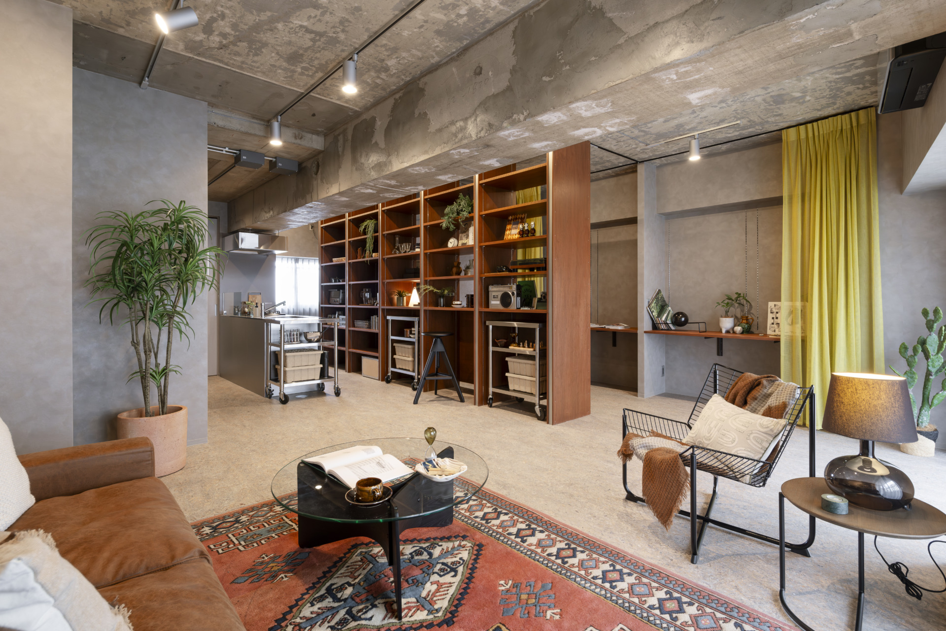 リビングスペース（203・303号室）