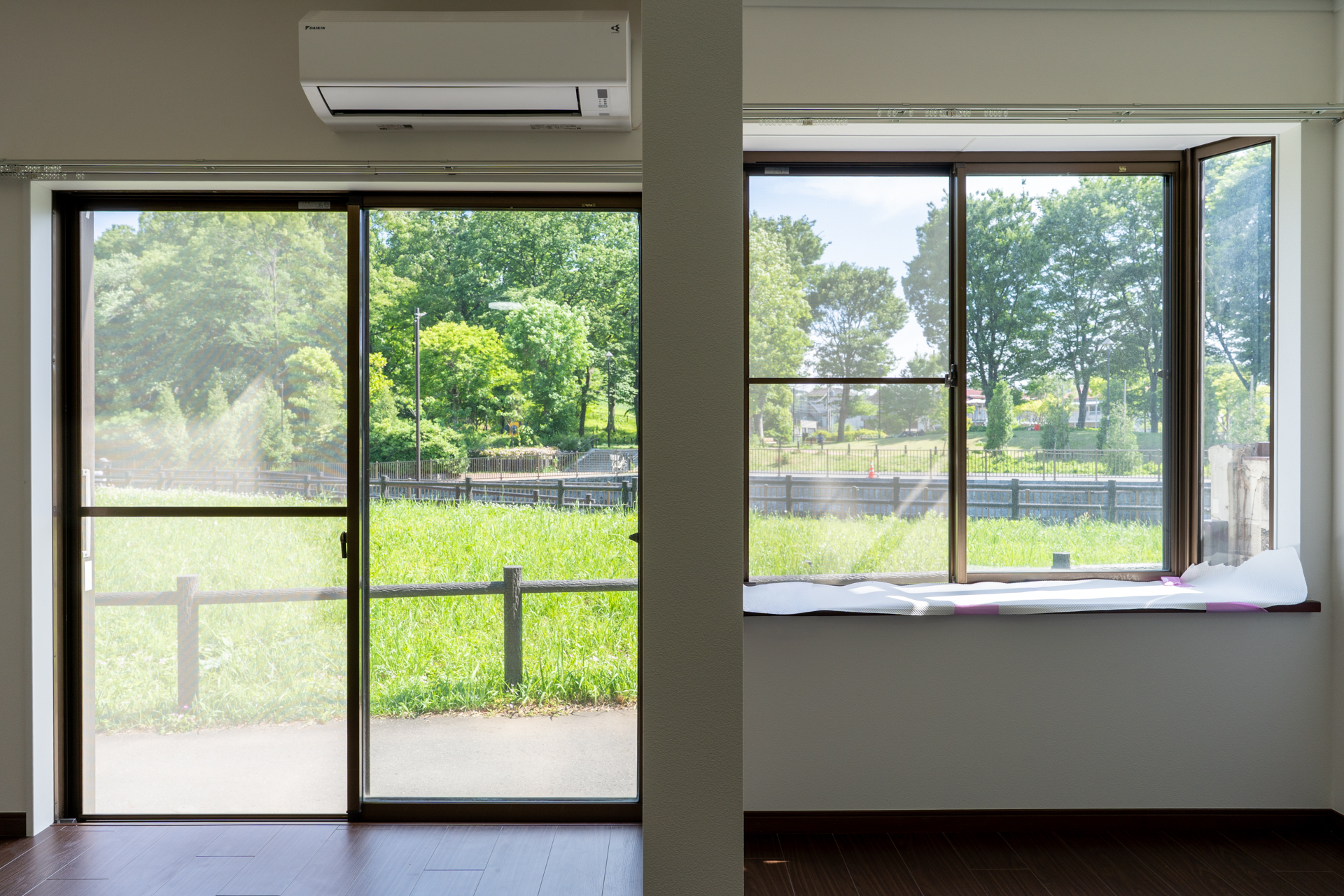公園の「中」に住む