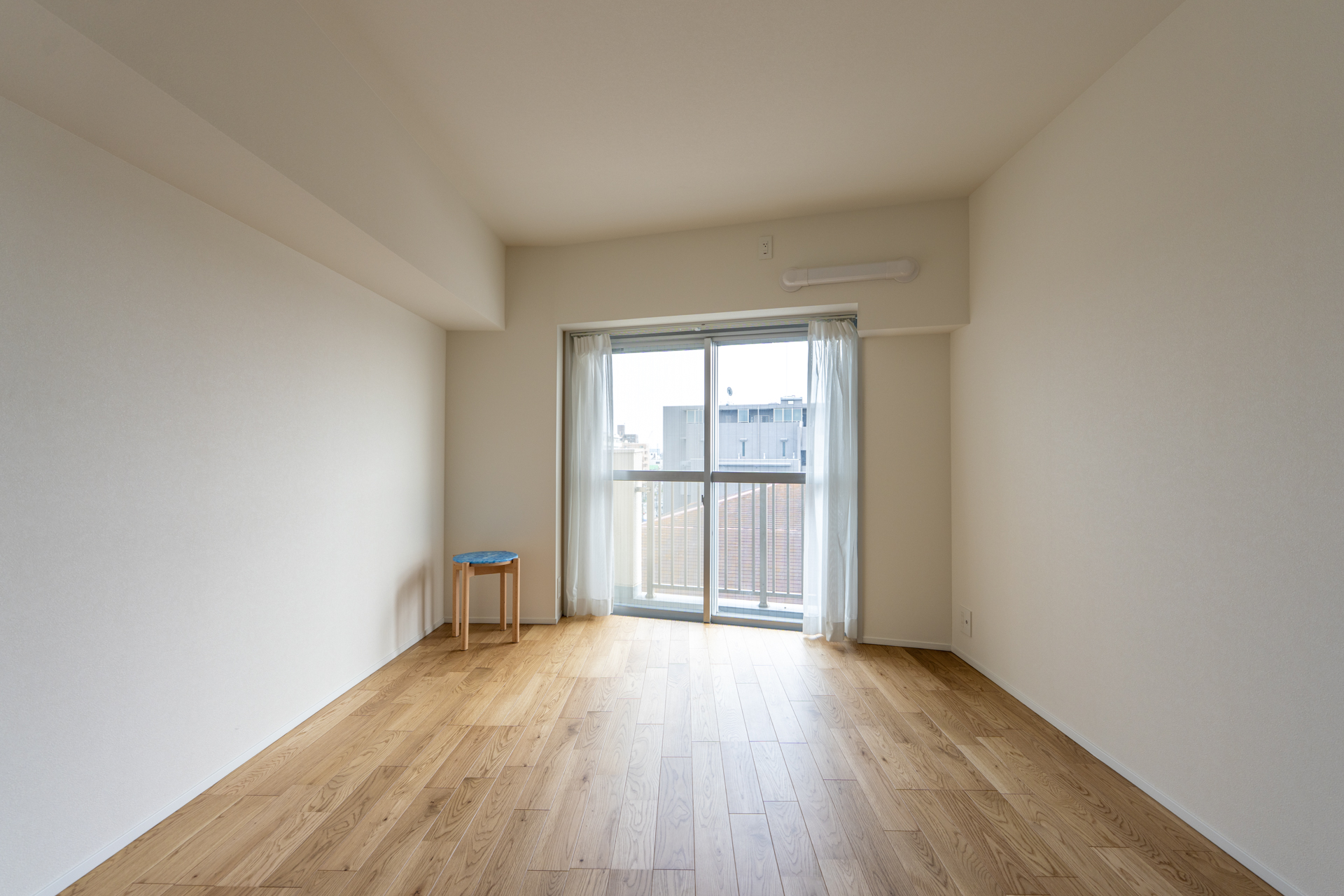 インナーバルコニー横の個室