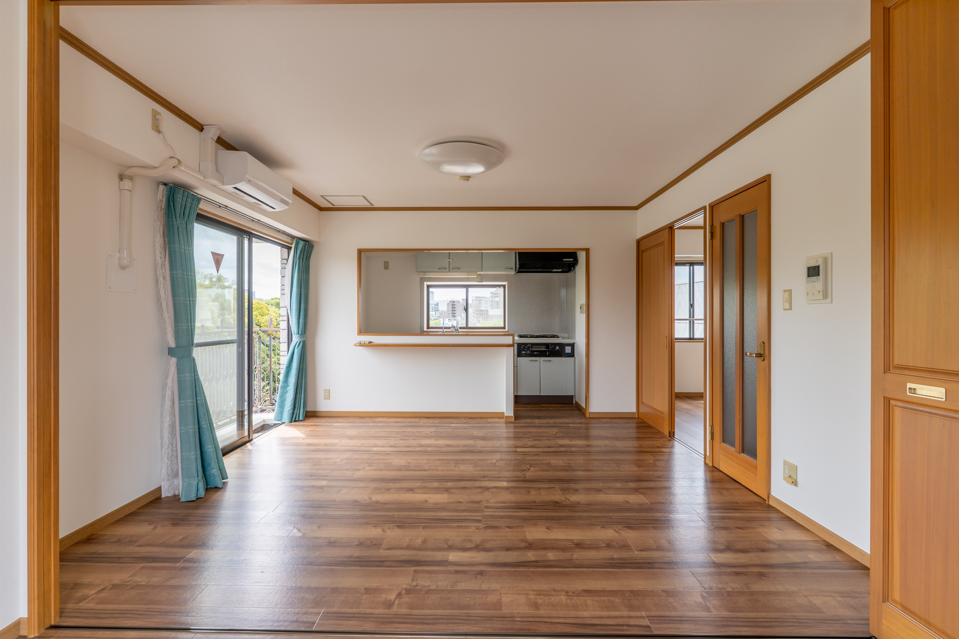 LDの奥側からの視点