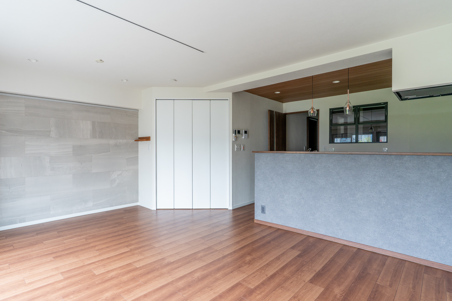 窓側からの視点