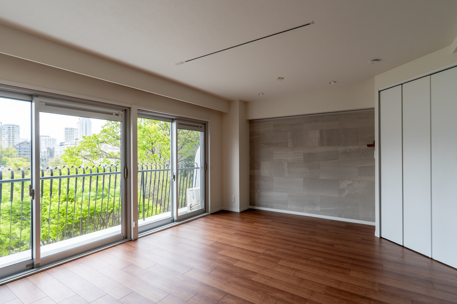 ニュー ア ザ ブ