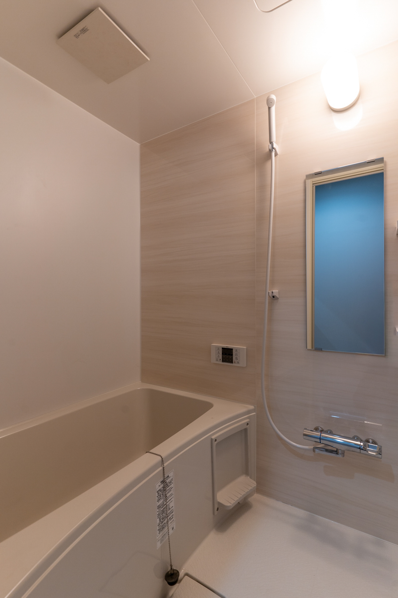 お風呂はユニットバス