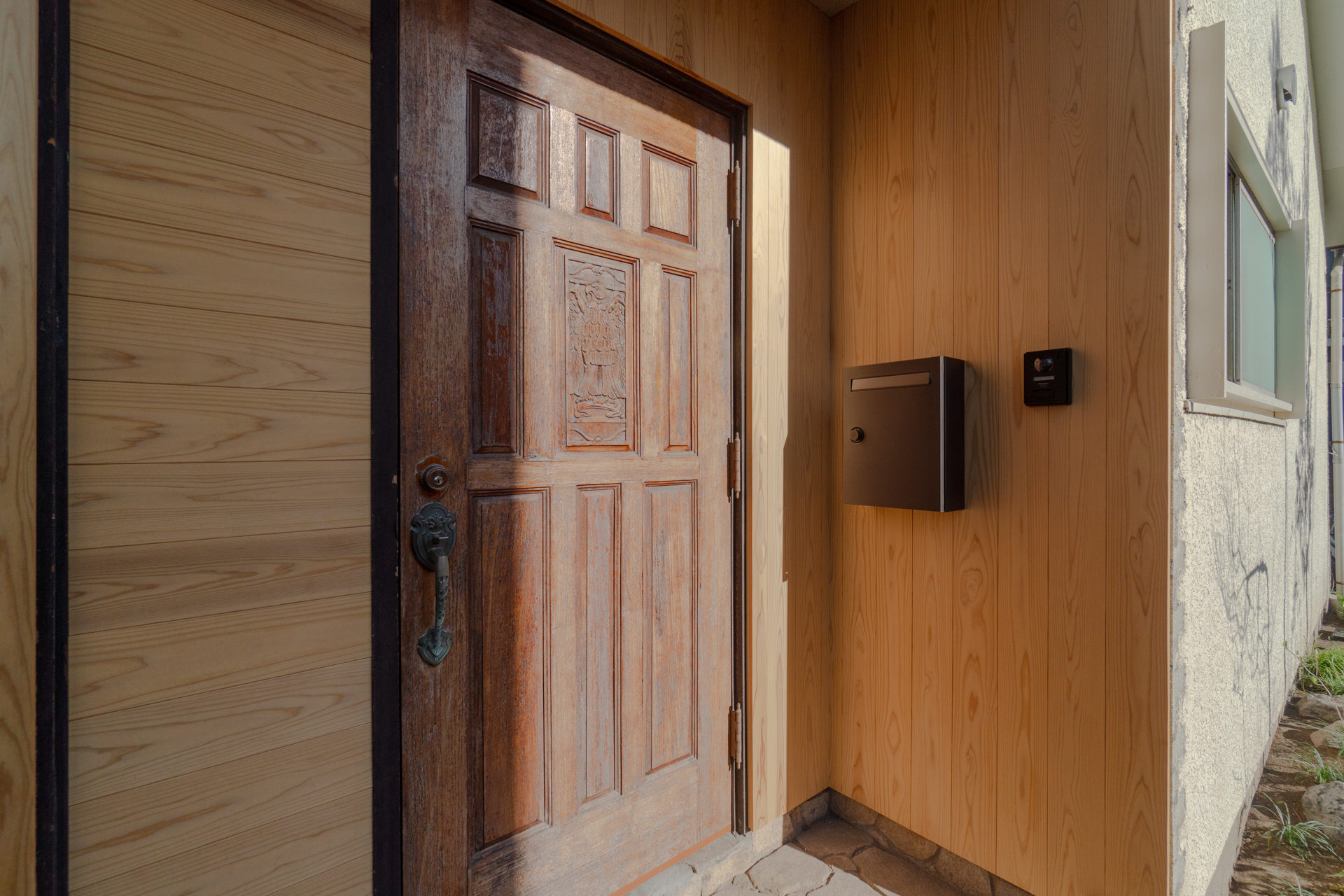 古い扉がそのままに◎