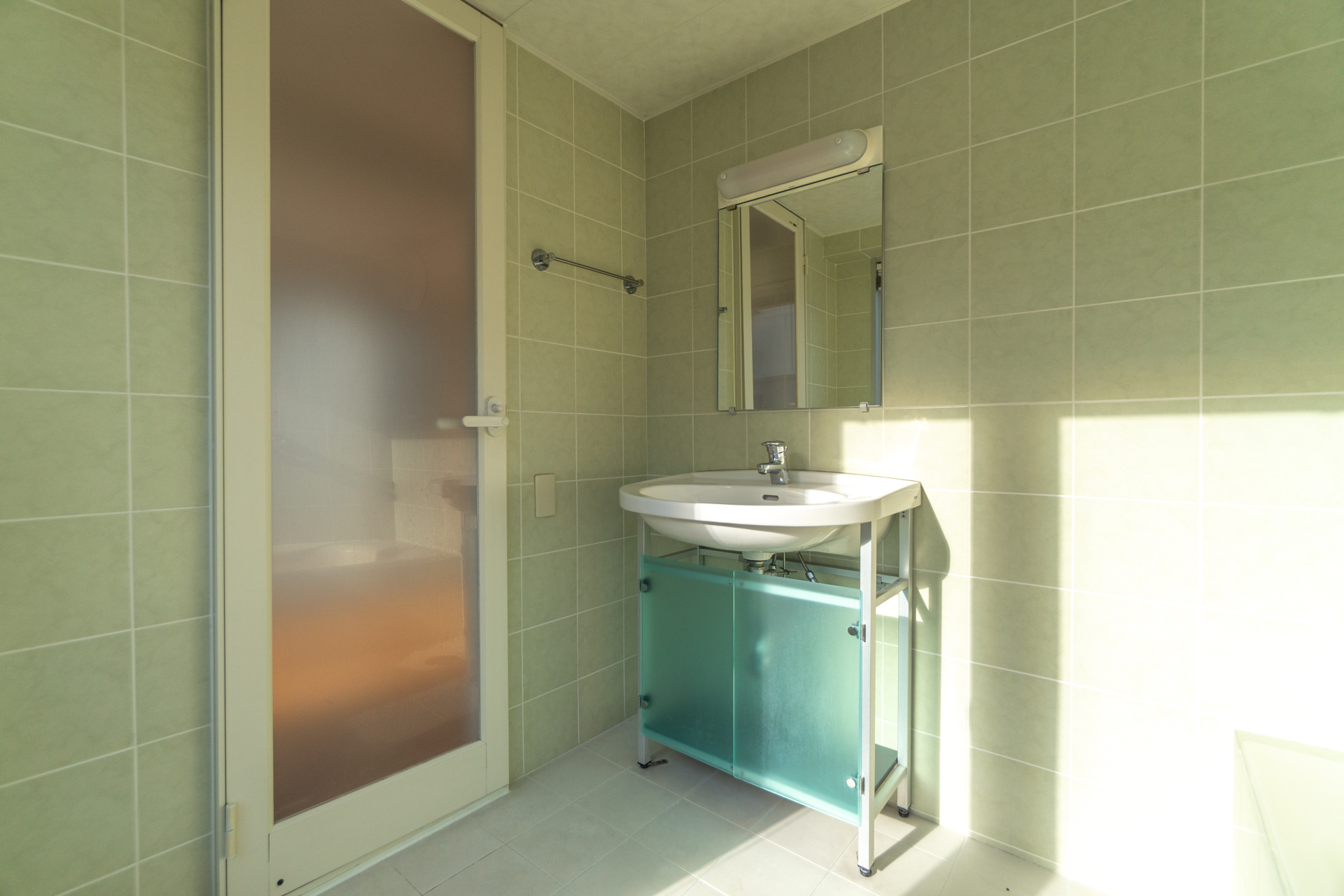 浴室に洗面台も